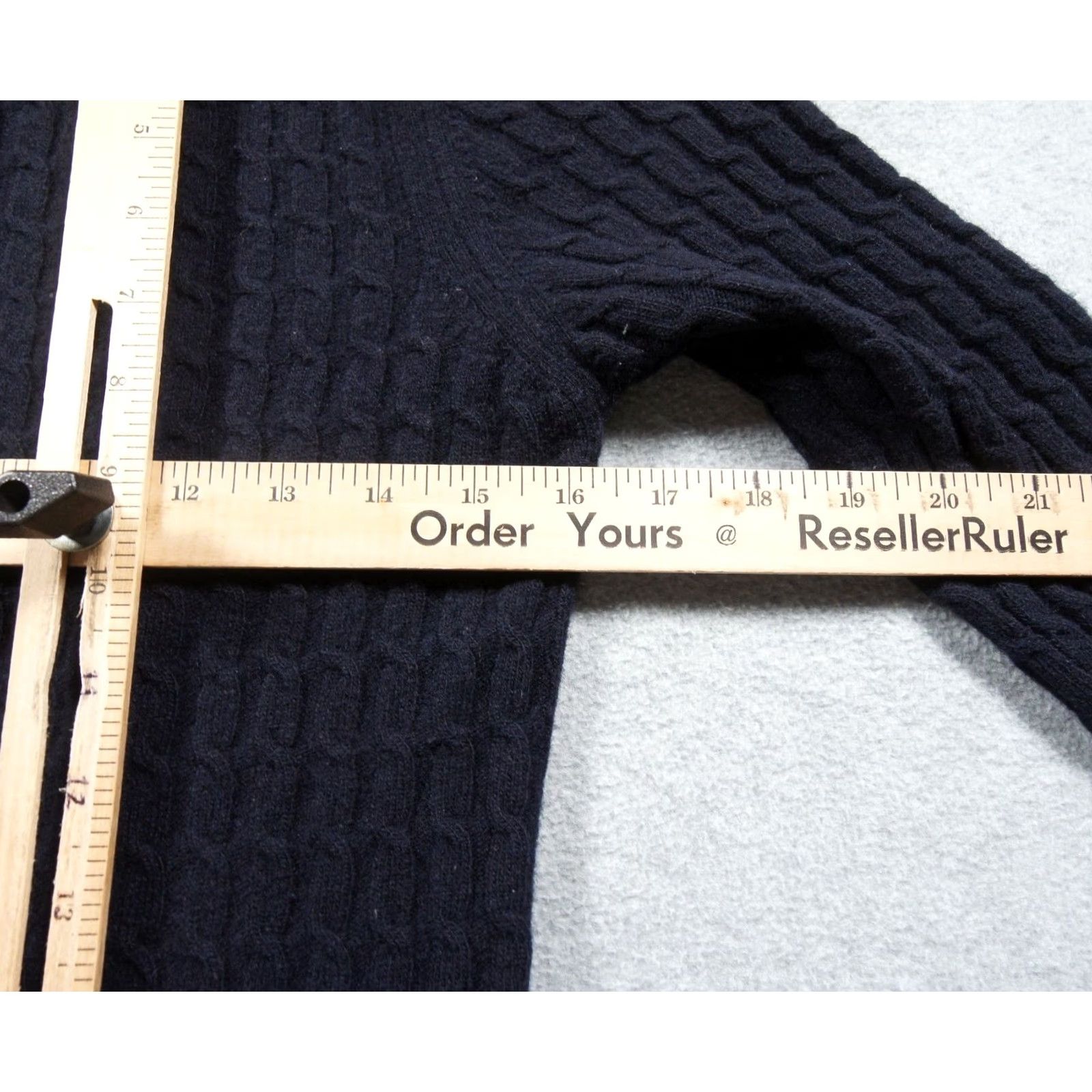 Barbour Barbour Sweater Womens Size 10 Blue Cable Knit Crewneck Lamsbwool Langdale Pullover Knit Wool Carded All Seasons Regular Vintage N/A Size L / US 10 / IT 46 - 7 Thumbnail