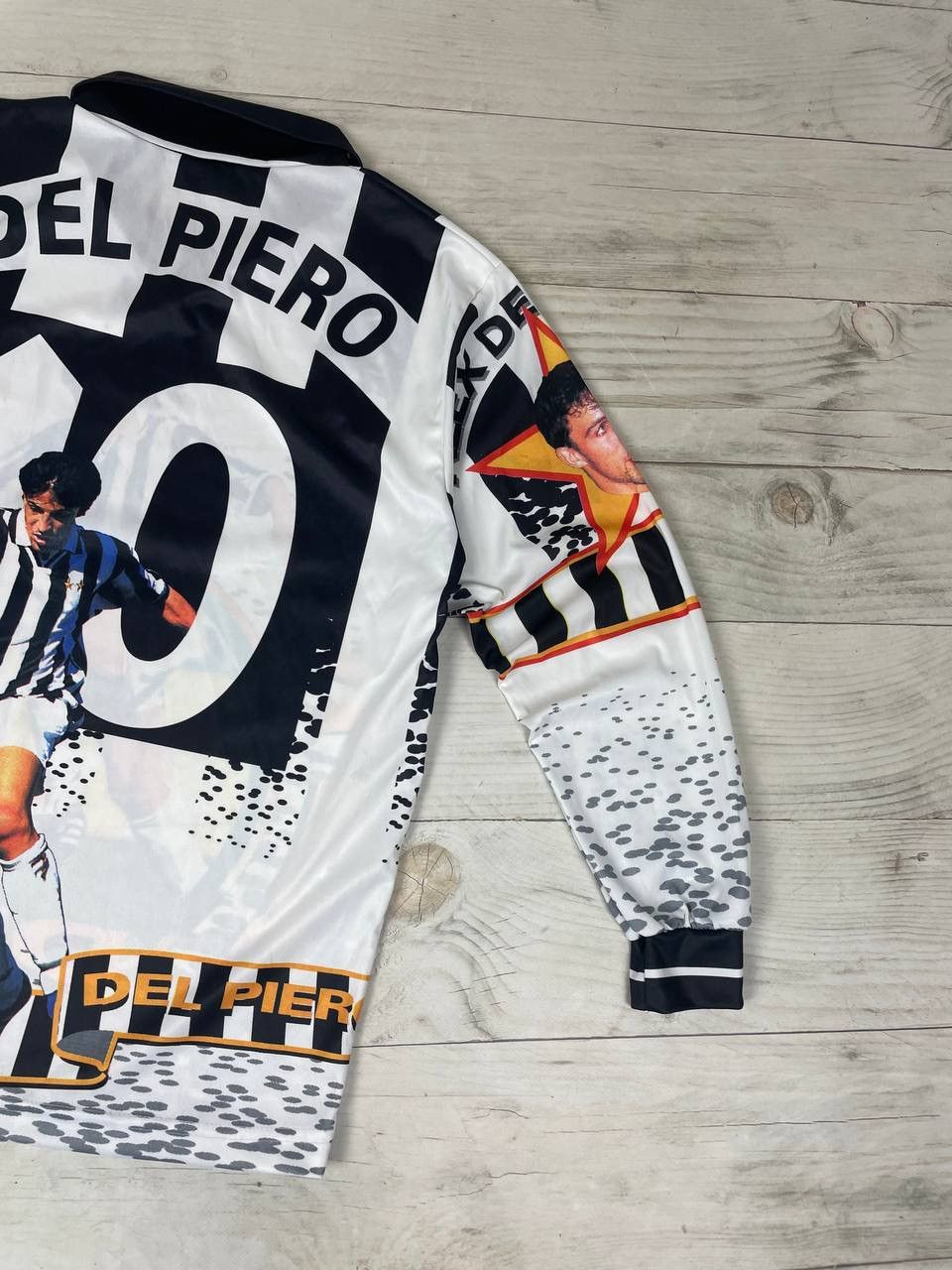 Other Vintage Juventus 1996 1997 Del Piero #10 Long Sleeve Jersey Size US S / EU 44-46 / 1 - 16 Thumbnail