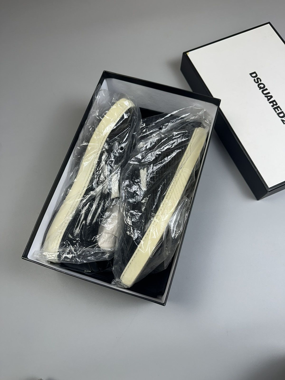 Dsquared2 Dsquared2 lacquered leather slip ons Size US 10.5 / EU 43-44 - 8 Thumbnail