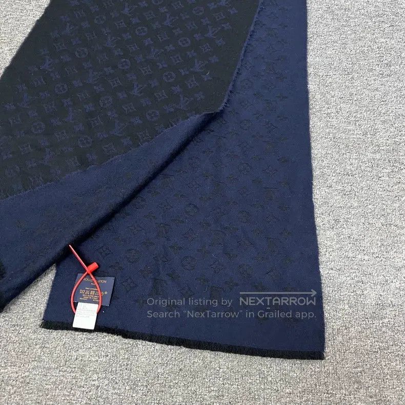 Louis Vuitton Louis Vuitton Blue presbyopic cashmere scarf Size ONE SIZE - 2 Thumbnail