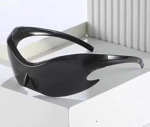 Electric Visual × Jewelry Black Punk Sunglasses Size ONE SIZE - 1 Thumbnail