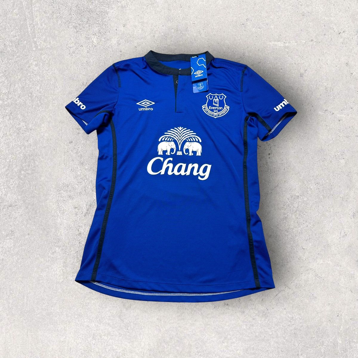 Umbro Everton Romelu Lukaku jersey Size US S / EU 44-46 / 1 - 1 Thumbnail