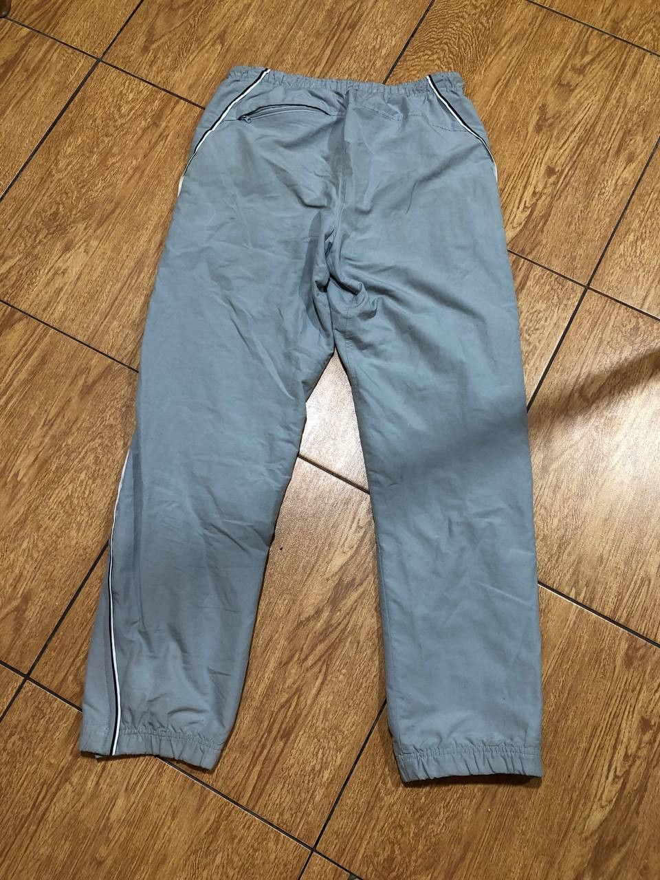 Nike Nike nylon Basic swoosh baggy fit 00s 90s y2k sweatpants Size US 30 / EU 46 - 21 Thumbnail