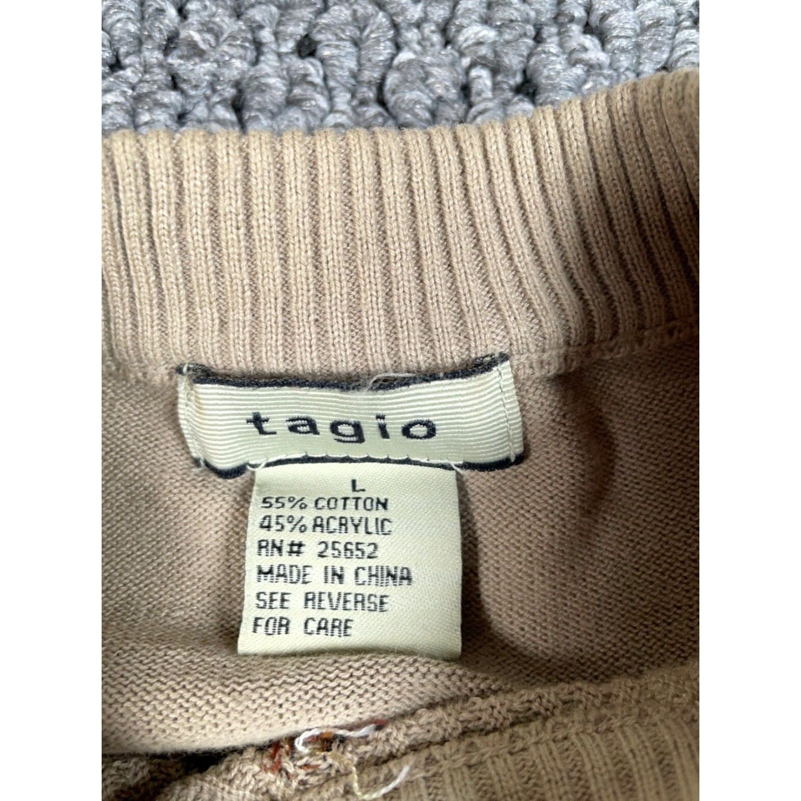 Vintage VINTAGE Tagio Argyle Diamond Pattern Sweater Adult Large Beige Lightweight Crew Neck 90s Mens Size US L / EU 52-54 / 3 - 3 Thumbnail
