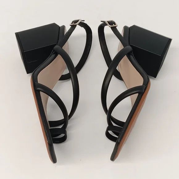 Lafayette 148 LAFAYETTE 148 Black Calfskin Leather Heeled City Sandals -38 Size US 8 / IT 38 - 7 Thumbnail