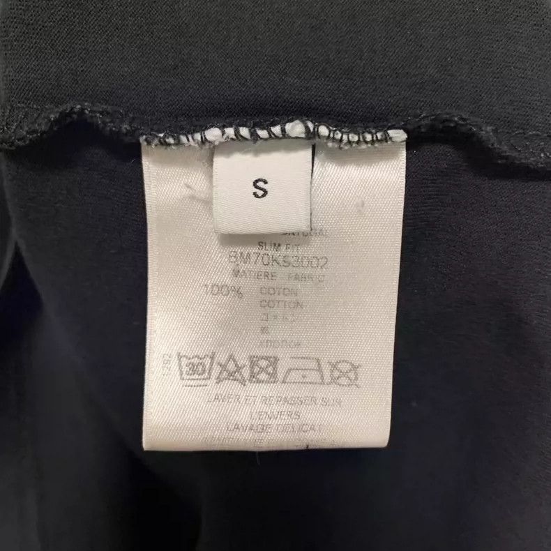 Givenchy Givenchy Distressed Logo Short Sleeve S size Shirt Length Size US S / EU 44-46 / 1 - 3 Thumbnail