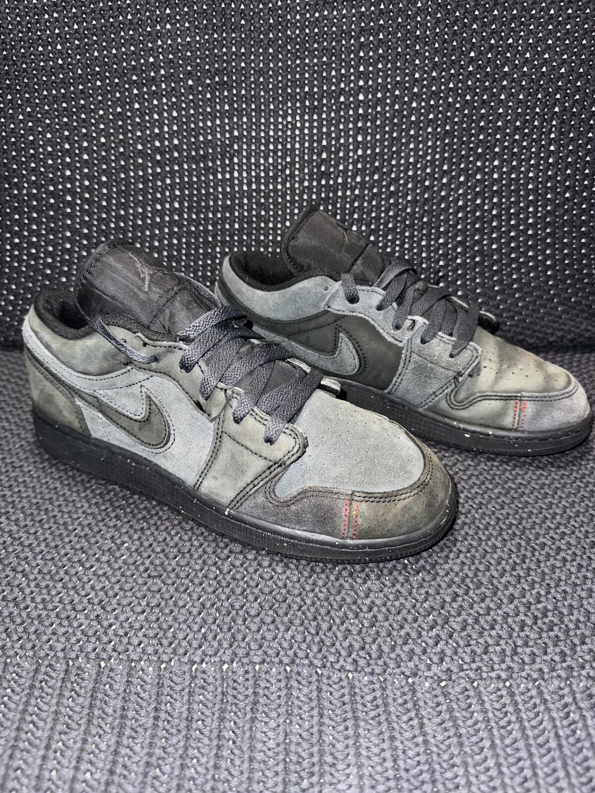 Nike Nike Air Jordan 1 Low OG Black/Gray Sneakers Size US 6 / EU 39 - 1 Thumbnail