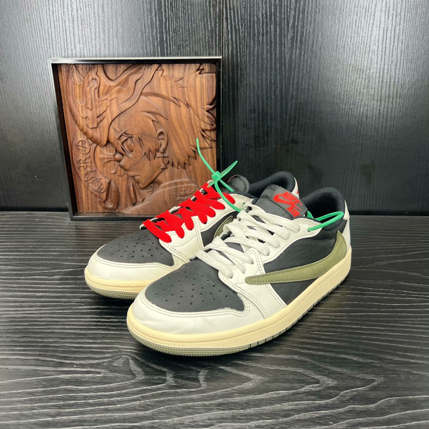 Nike Nike AJ1 Lowtop Sneakers 39 Men Size US 6.5 / EU 39-40 - 1 Thumbnail