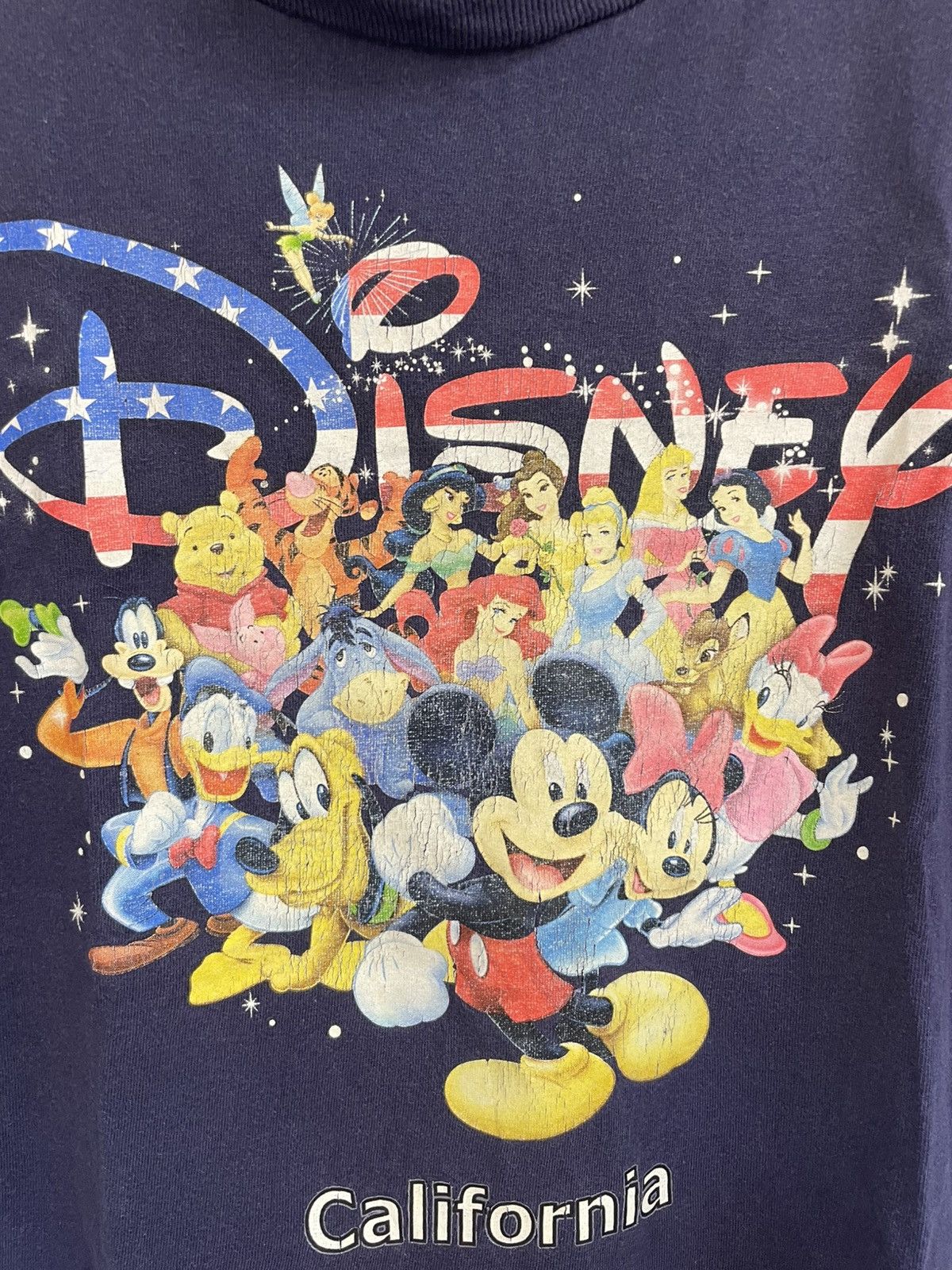 Vintage Y2K Disney California All character t shirt