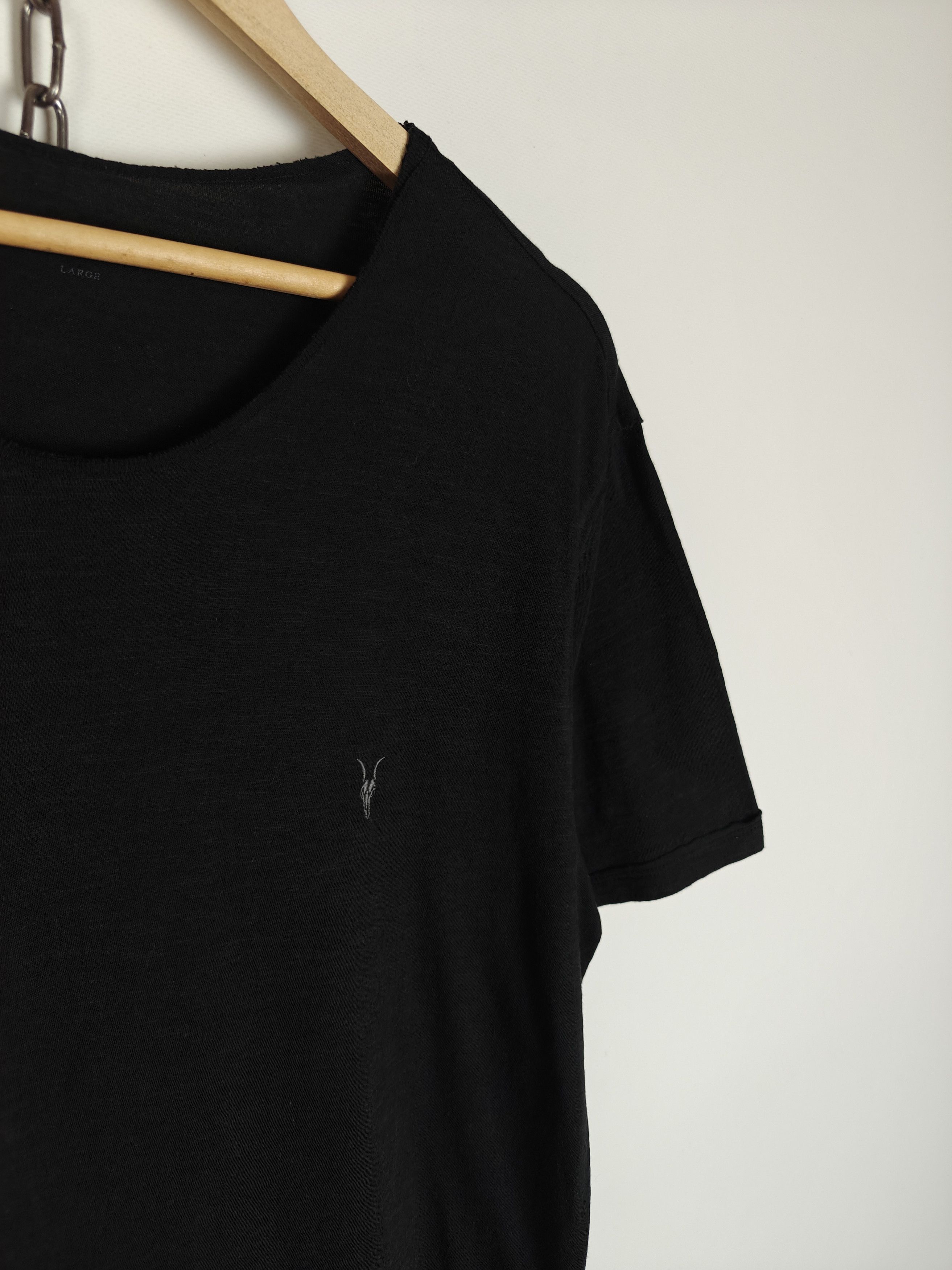 Allsaints Allsaints T-Shirt Henning U Scoop Tee Black size L Size US L / EU 52-54 / 3 - 4 Thumbnail