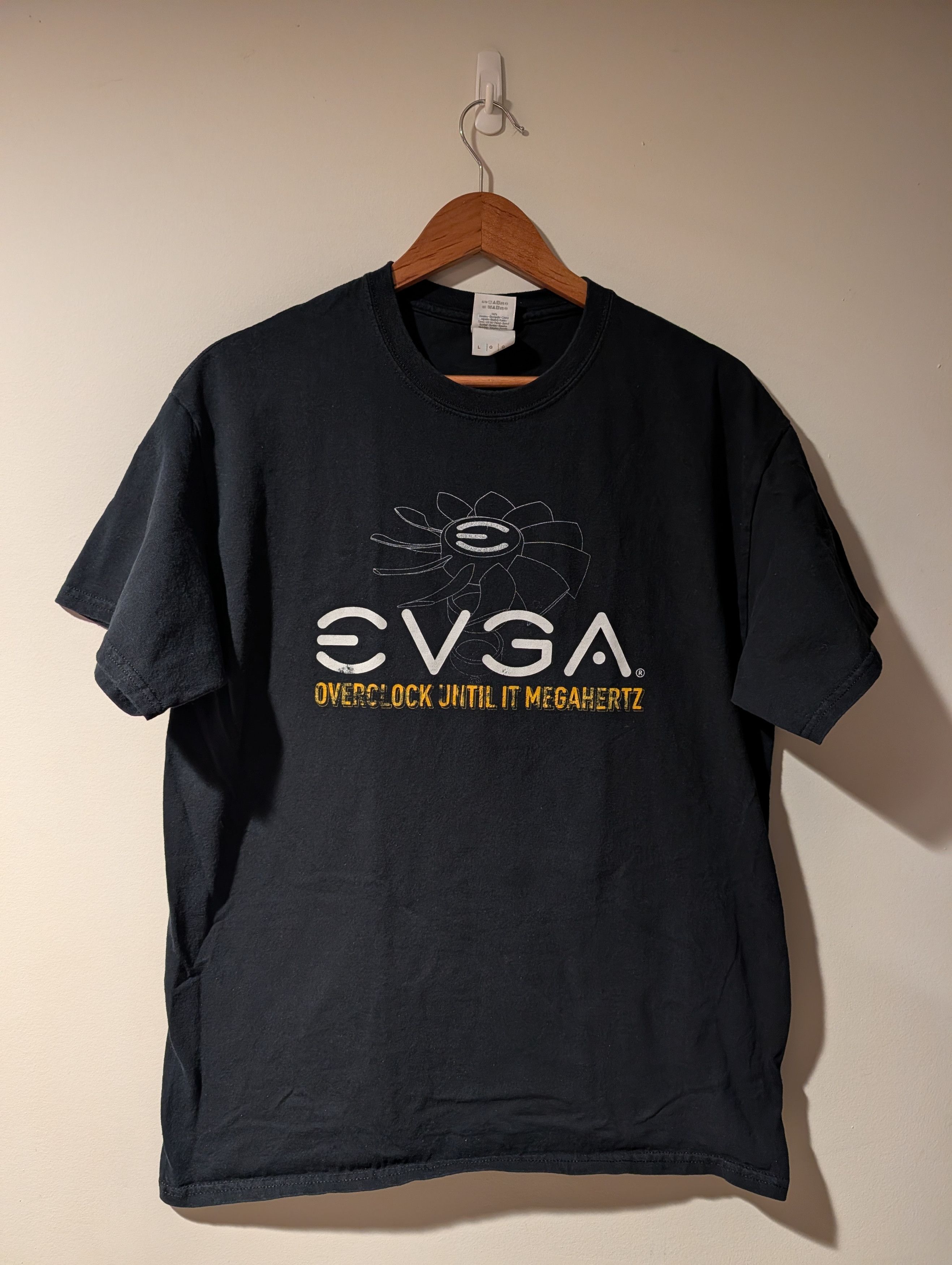 Gildan Vintage Y2K EVGA Overclock Until it Megahertz PC T-Shirt Size US L / EU 52-54 / 3 - 1 Thumbnail