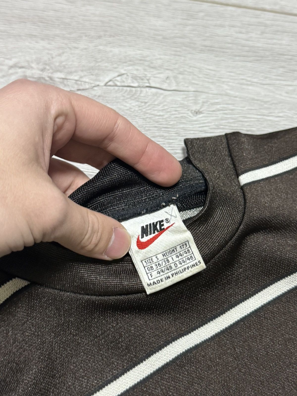 Nike Nike vintage striped 90s vintage big swoosh tee shirt Size US S / EU 44-46 / 1 - 3 Thumbnail
