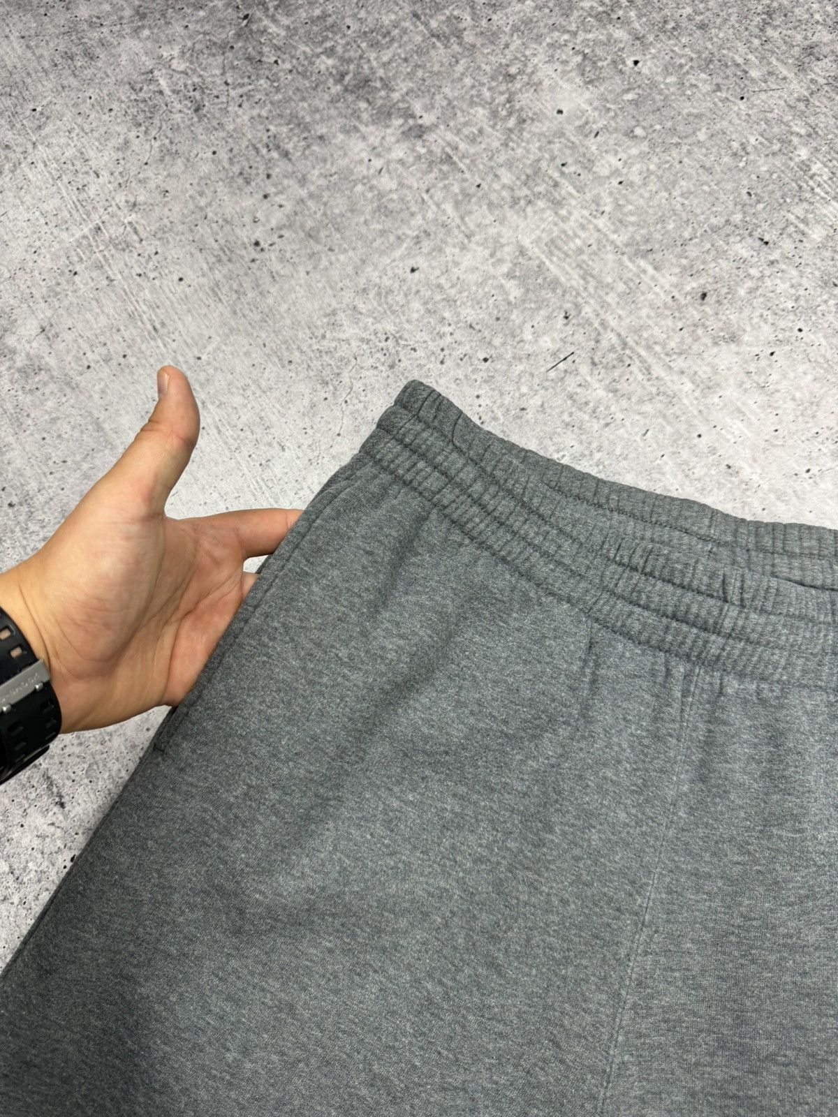 Nike × Vintage Vintage Nike Y2K Style Grey Wide Leg Loose Sweatpants Pants Size US 30 / EU 46 - 9 Thumbnail