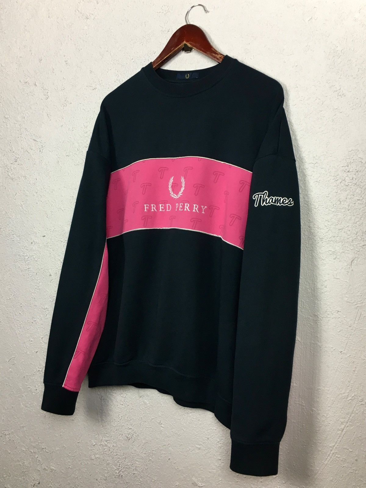 Thames MMXX. crewneck THAMES x FRED PERRY Chest Panel Sweater sweatshirt Size US L / EU 52-54 / 3 - 4 Thumbnail