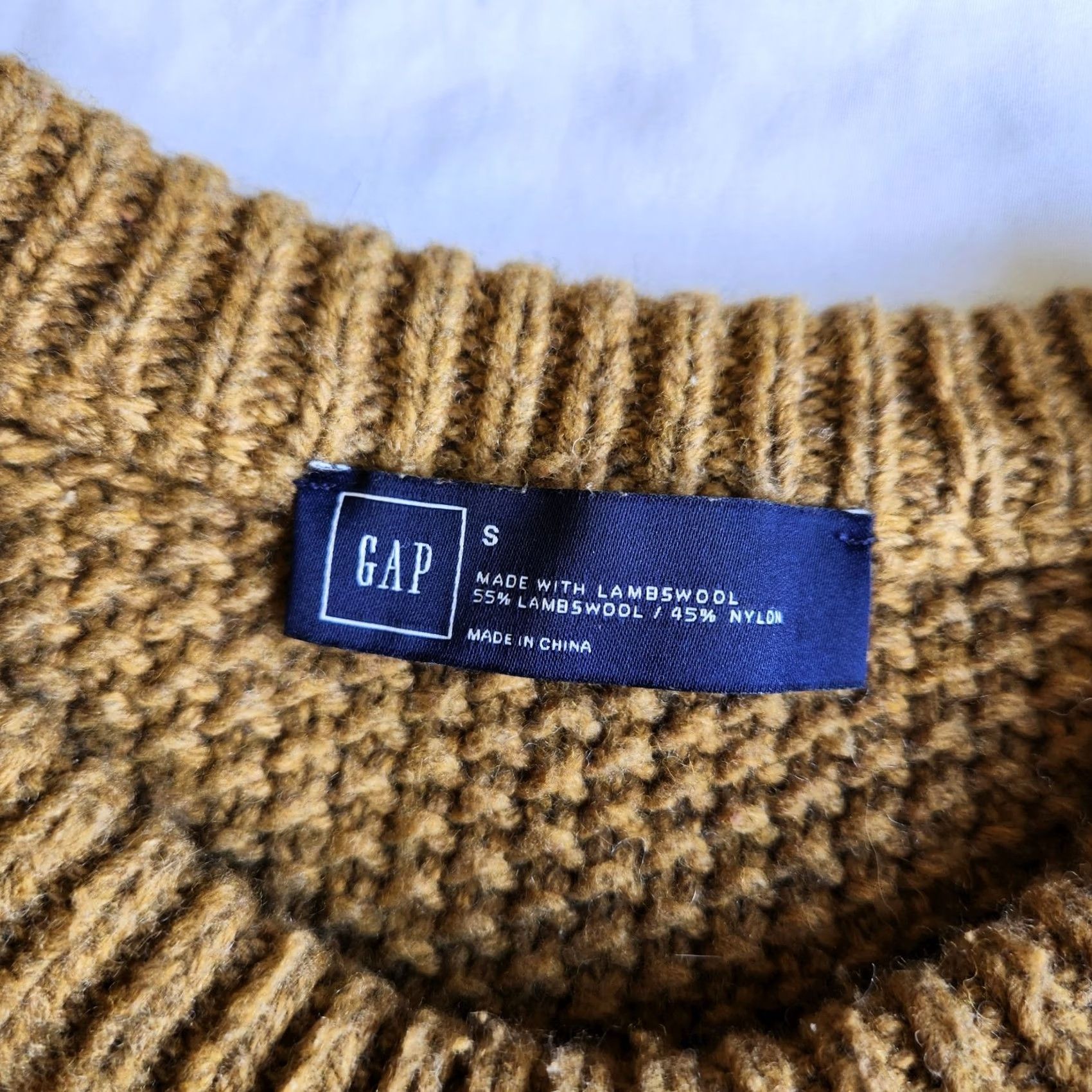 Gap GAP Crew Neck Sweater Men's Size Small Mustard Lambswool Cable Knit Pullover Size US S / EU 44-46 / 1 - 3 Thumbnail