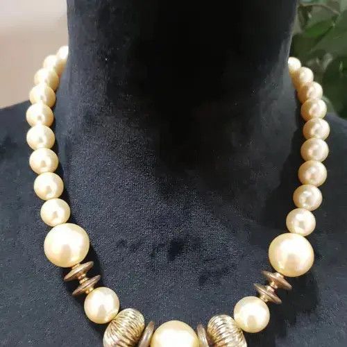 Jewelry Elegant Pearls Beaded Necklace Size ONE SIZE - 2 Thumbnail
