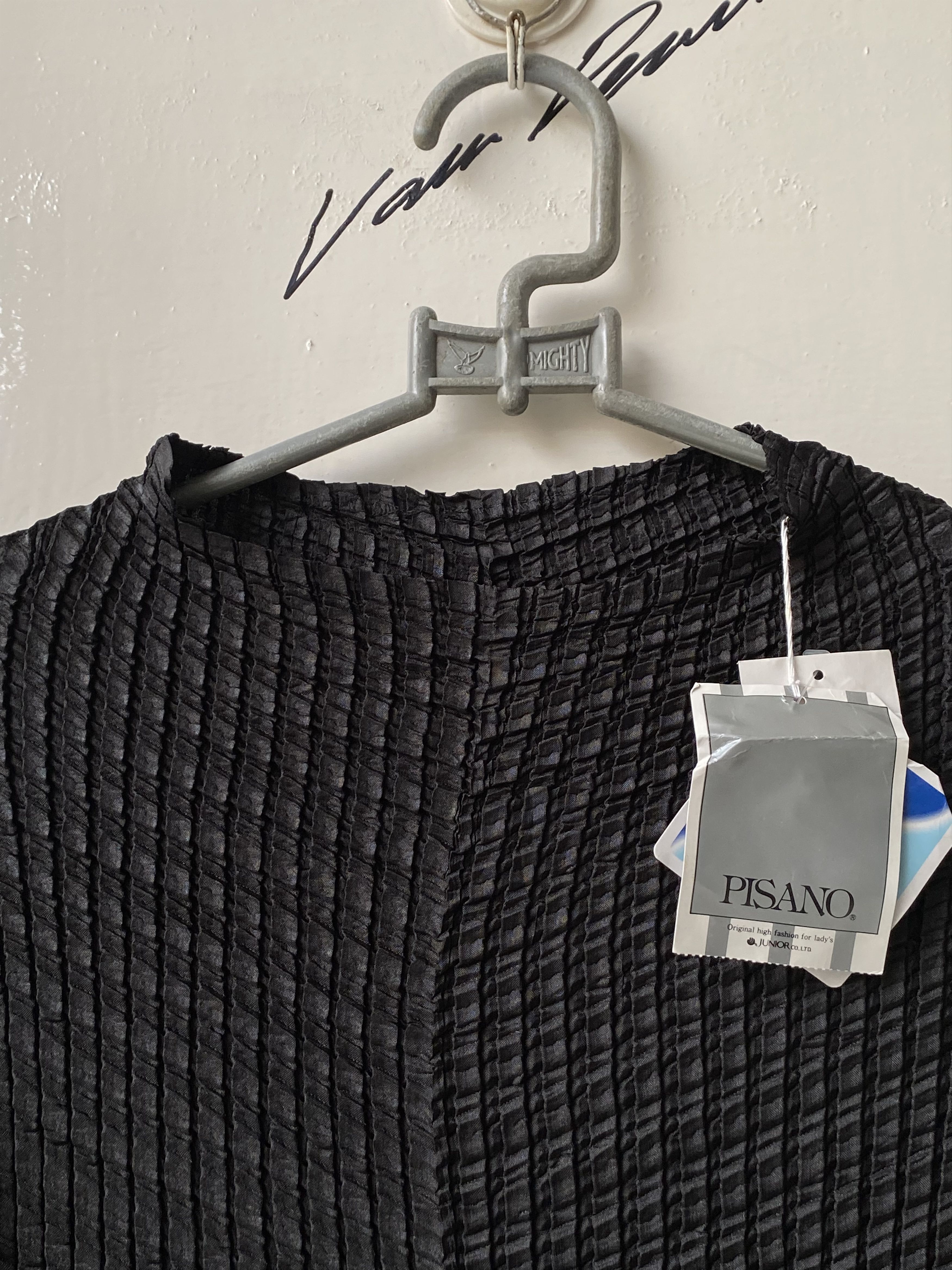 Issey Miyake ISSEY PISANO JUNIOR Black Pleats T-shirt Size US S / EU 44-46 / 1 - 5 Thumbnail