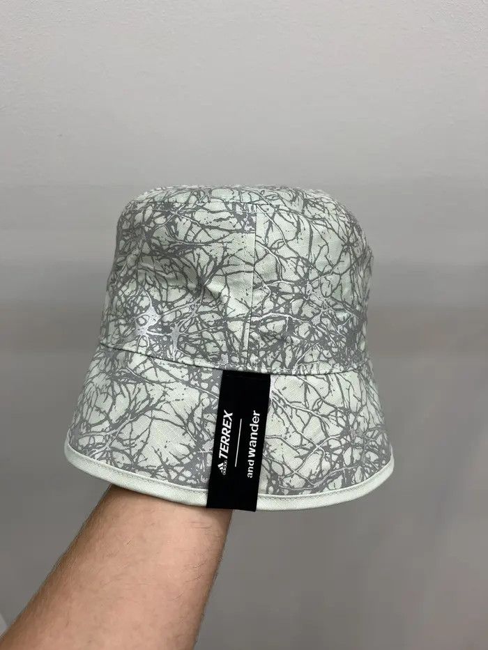 Adidas × And Wander And Wander x Adidas Terrex Reflective Bucket Hat Size ONE SIZE - 2 Thumbnail