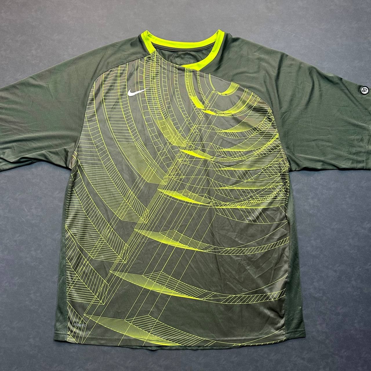 Nike Nike Rare Vintage Y2K Supreme Kith T-Shirt Size US XL / EU 56 / 4 - 1 Thumbnail