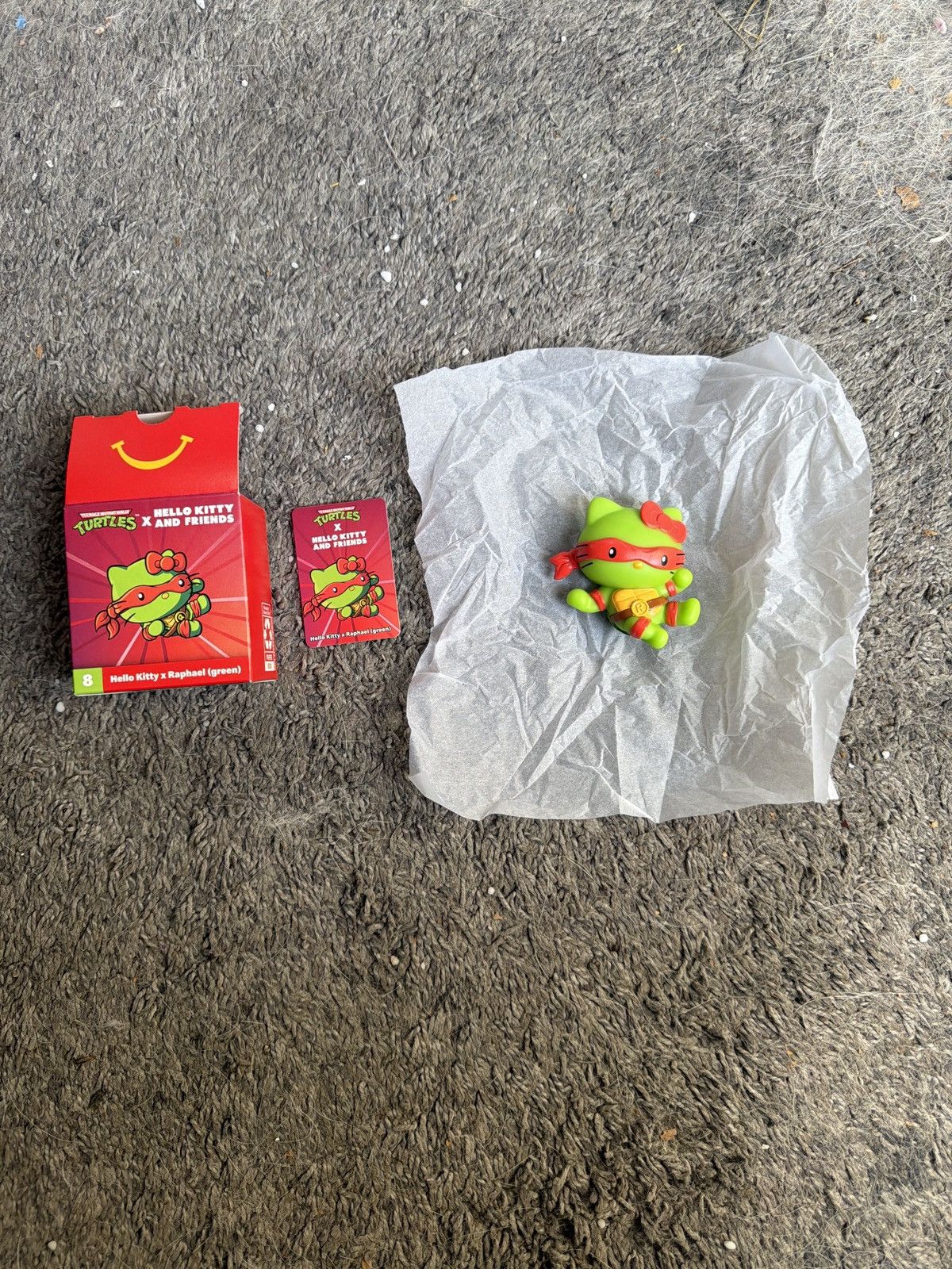 Nickelodeon TMNT X Hello Kitty And Friends Hello Kitty X Raphael (Green) Size ONE SIZE - 1 Thumbnail