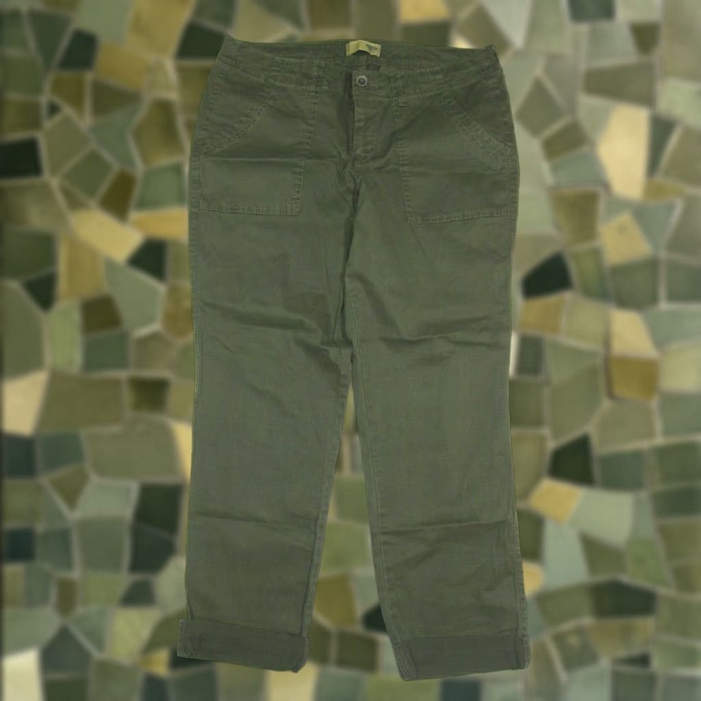Old Navy Old Navy Cotton Stretch Army Green Straight Leg Casual Chino Pant Women Size 10 Size 32" / US 10 / IT 46 - 1 Thumbnail