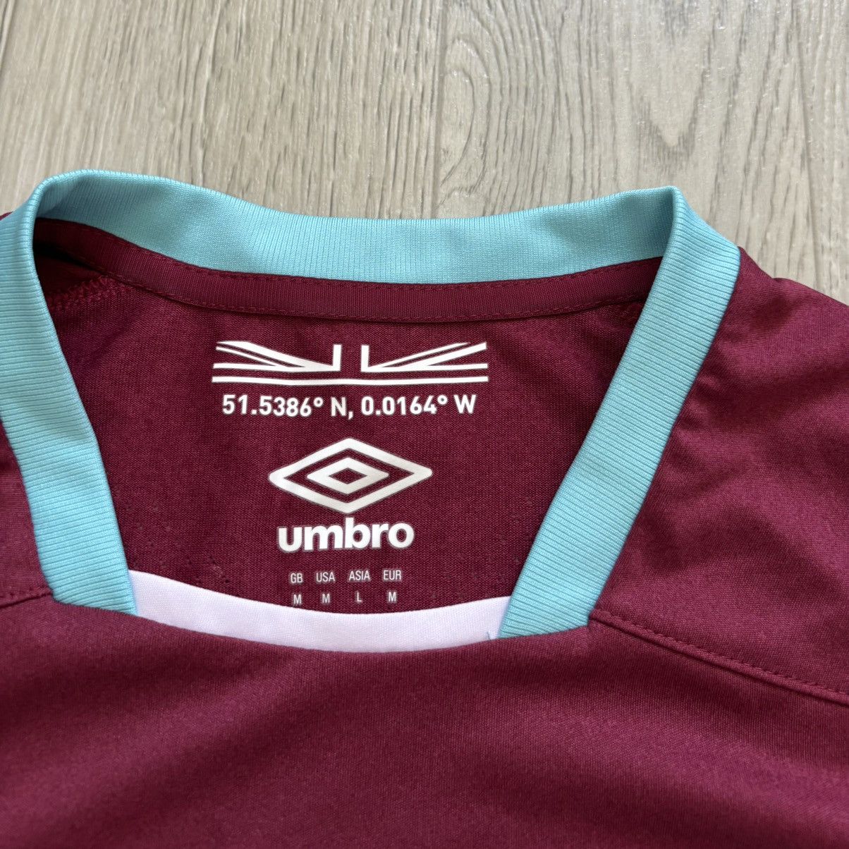 Umbro × Vintage Umbro West Ham United Soccer Jersey Size US M / EU 48-50 / 2 - 4 Thumbnail