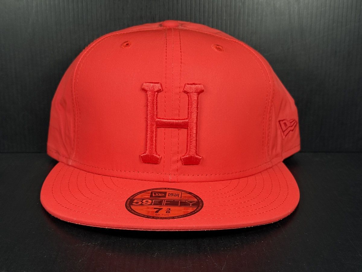 Huf × New Era HUFSF S/S 2007 x NEW ERA FITTED CAP 3M REFLECTIVE 7 3/8 Size ONE SIZE - 1 Thumbnail