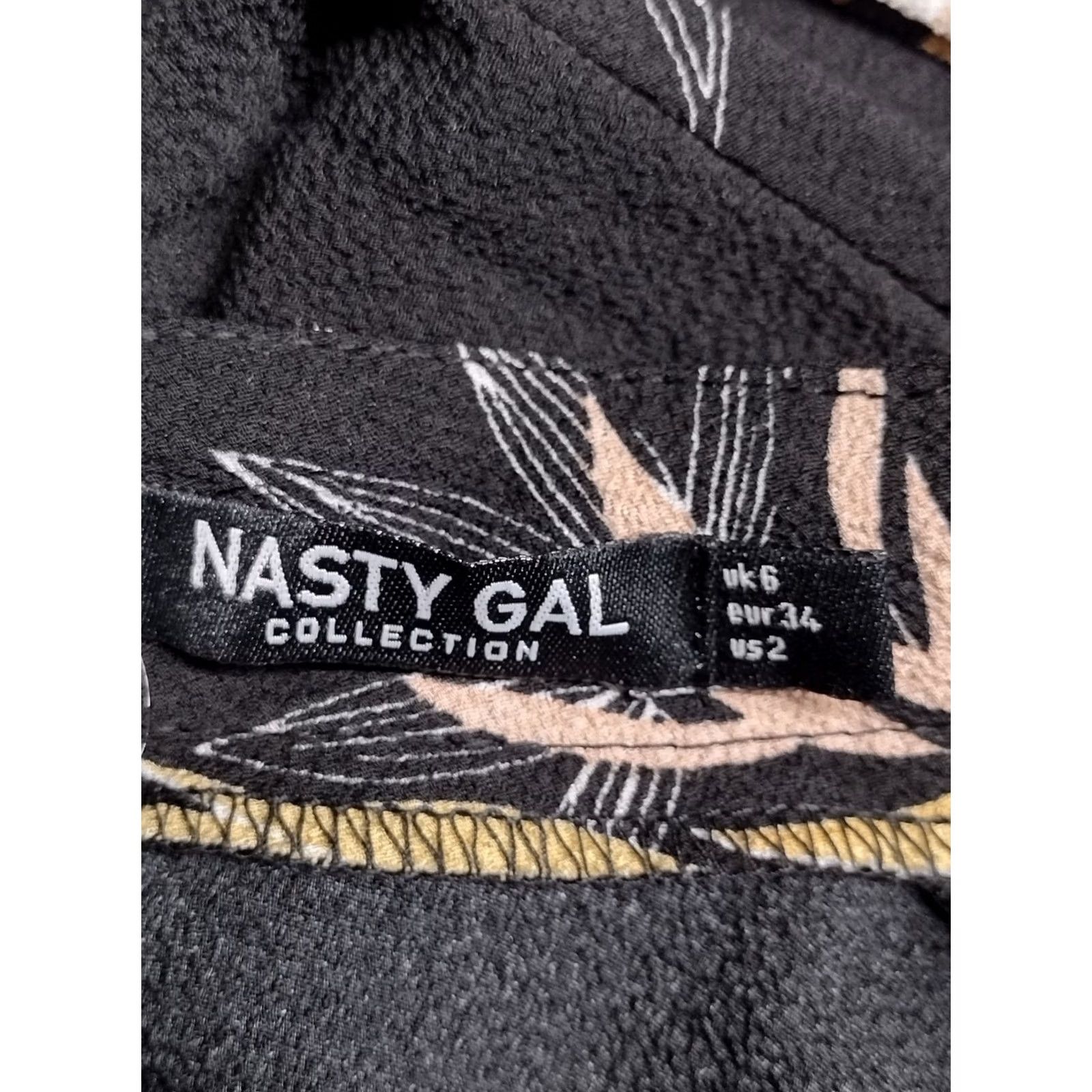 Nasty Gal Nasty Gal Floral Dress Midi Long Sleeve Mock Neck Size 2 Size XS / US 0-2 / IT 36-38 - 6 Thumbnail