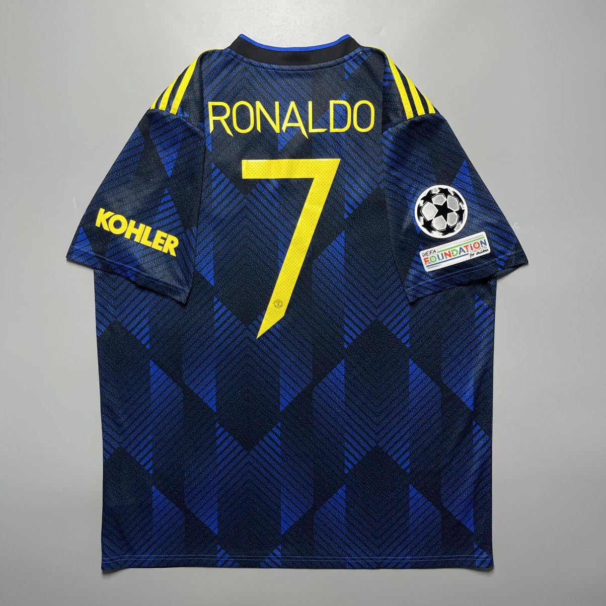 Nike MAN UNITED ADIDAS 2021/2022 FOOTBALL THIRD JERSEY #7 RONALDO Size US XL / EU 56 / 4 - 1 Thumbnail