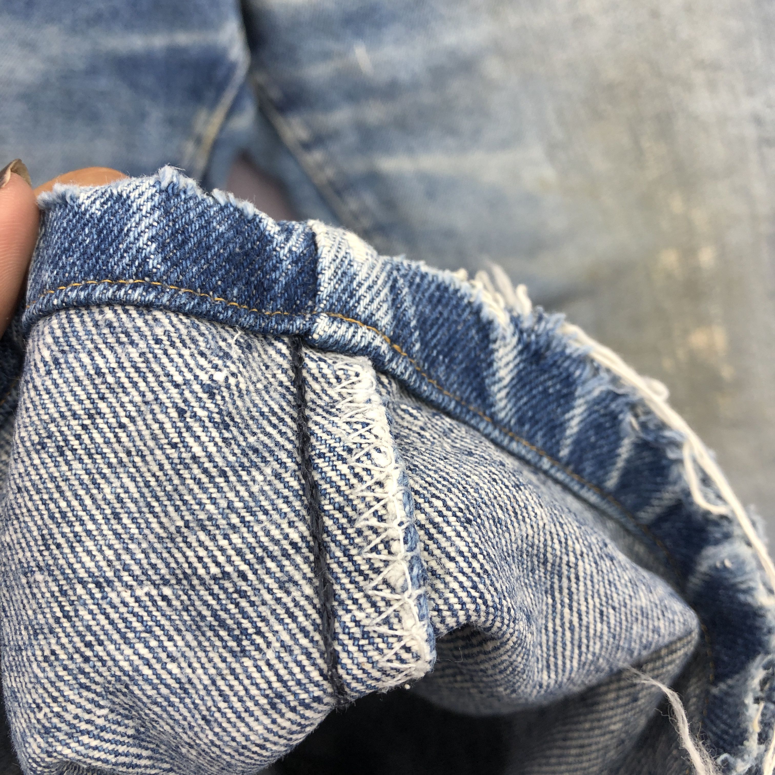Jean × Lee × Vintage Vintage Lee Riders Distressed Jeans Faded Light Wash Denim Size US 30 / EU 46 - 7 Thumbnail