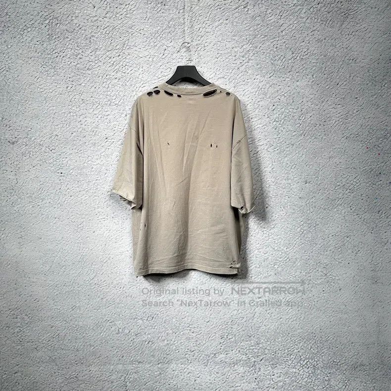 Balenciaga Balenciaga Solid color blurred letter print ripped round n Size US S / EU 44-46 / 1 - 2 Thumbnail