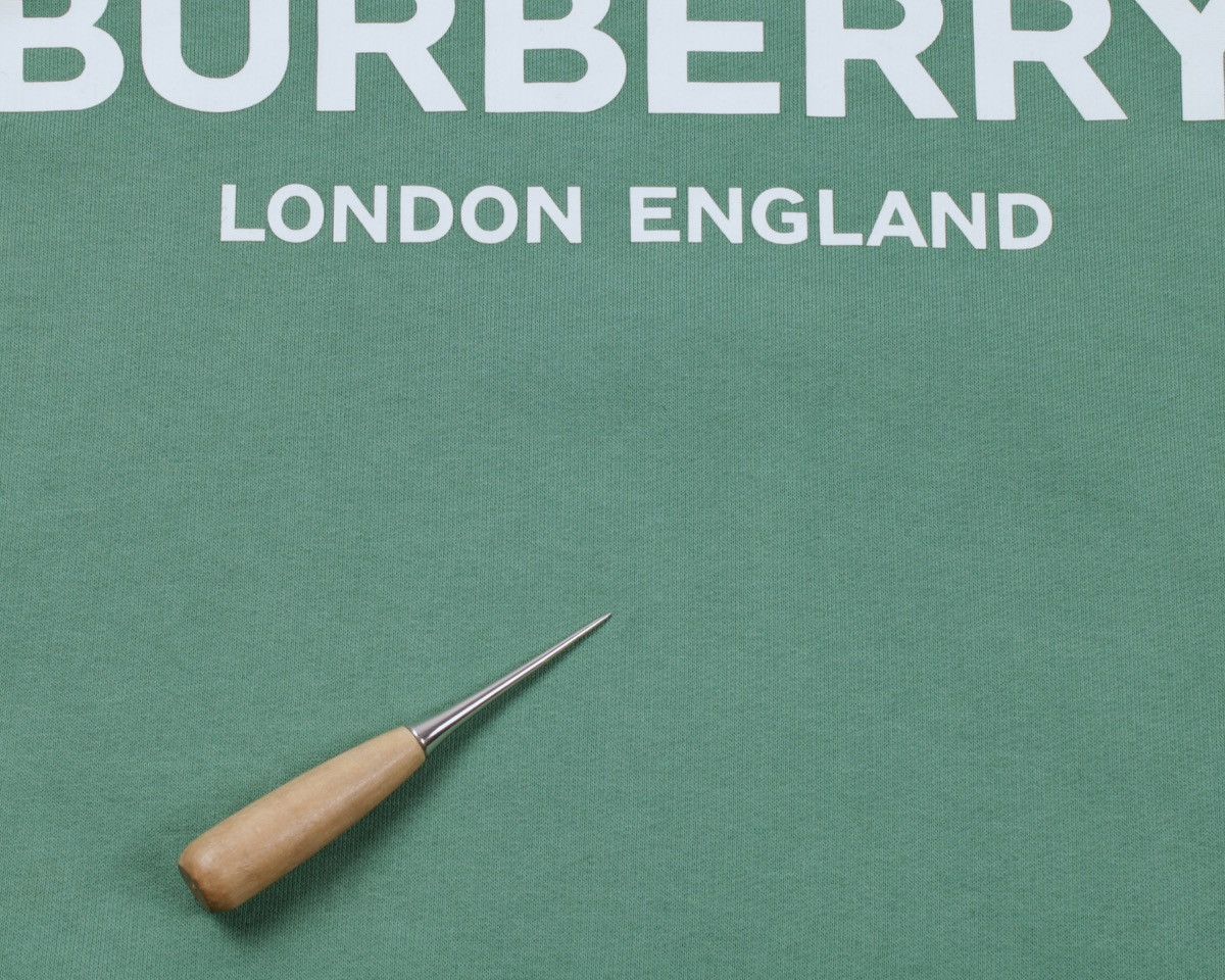 Burberry × Designer BURBERRY London England Big Logo Green Cotton Sweatshirt Size US XS / EU 42 / 0 - 4 Thumbnail