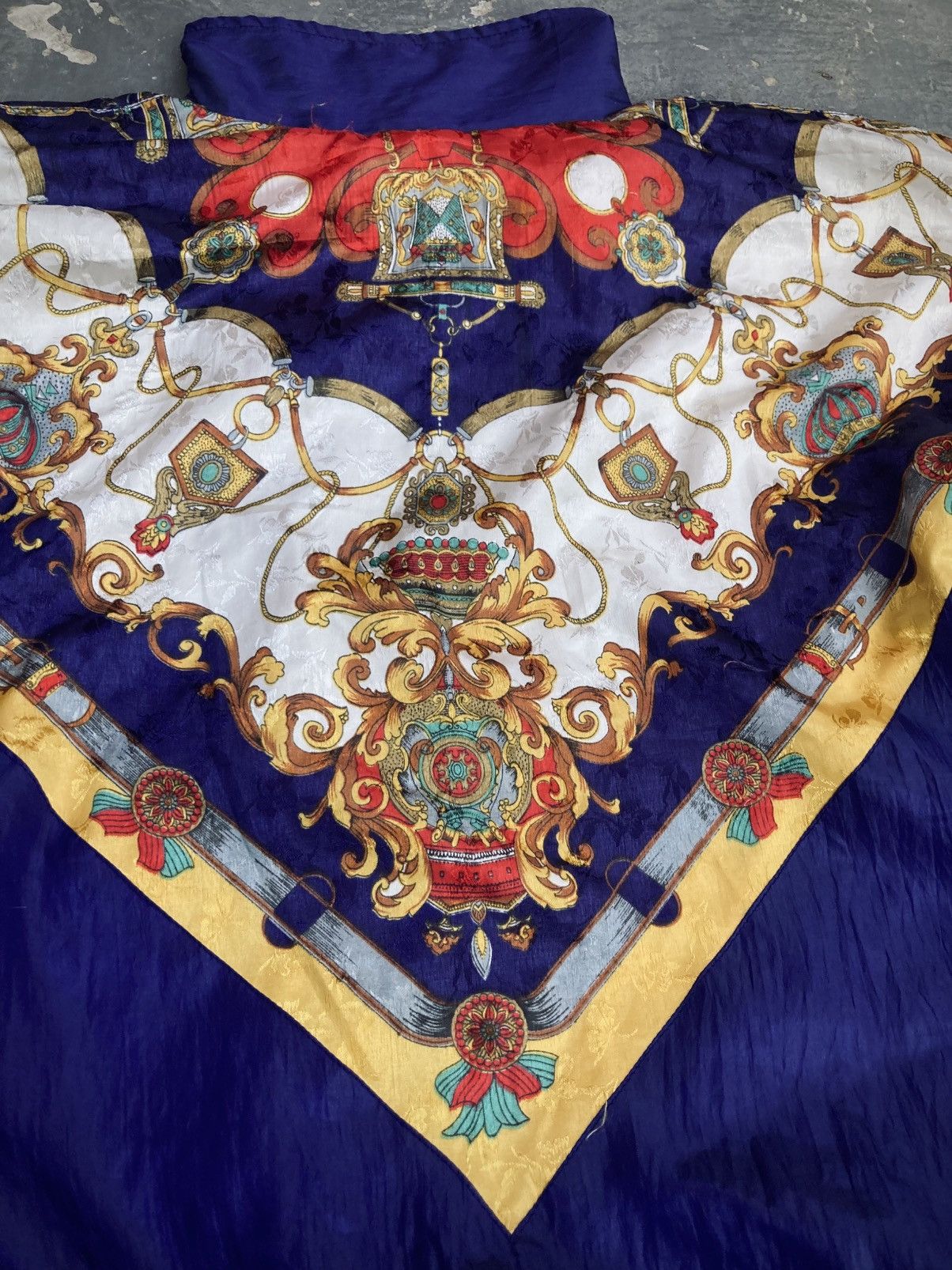 Other Vintage 80s Argee Baroque Style Windbreaker Size M / US 6-8 / IT 42-44 - 12 Thumbnail