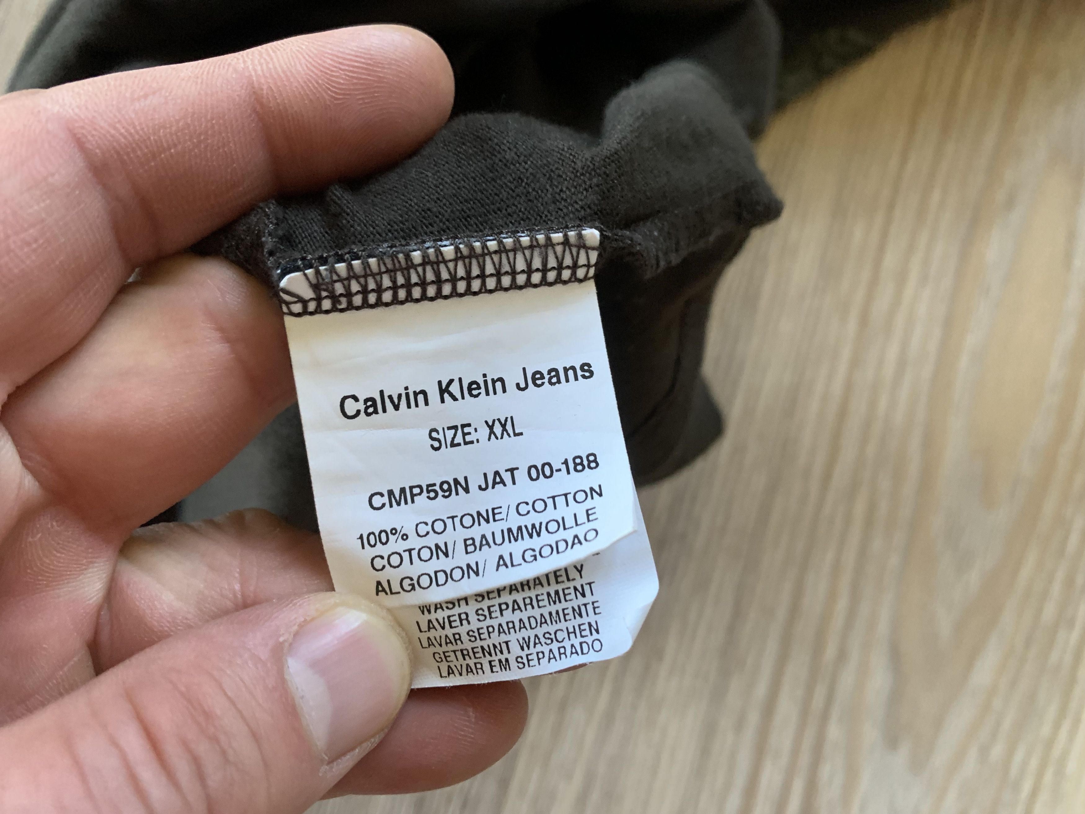 Calvin Klein Calvin Klein Mens Vintage Printed Long Sleeve Size US XXL / EU 58 / 5 - 7 Thumbnail