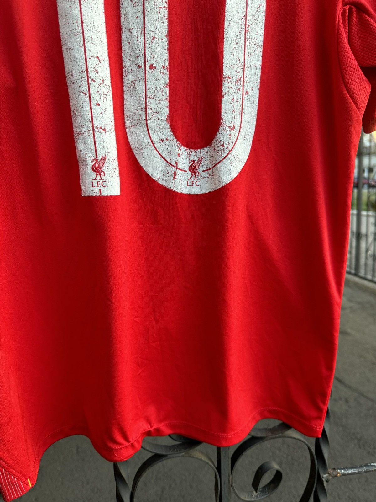 New Balance Liverpool 2015/2016 Home Jersey Coutihno Blokecore Size US M / EU 48-50 / 2 - 23 Thumbnail