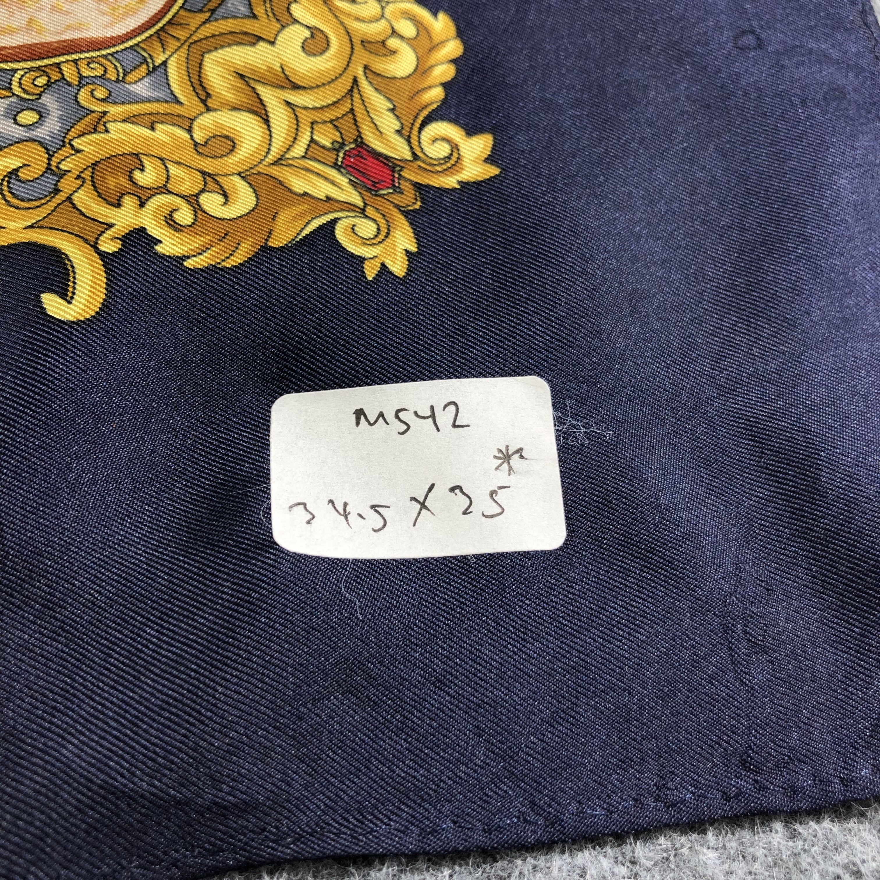 Japanese Brand Luxury Design Silk Scarf M542 Size ONE SIZE - 11 Thumbnail