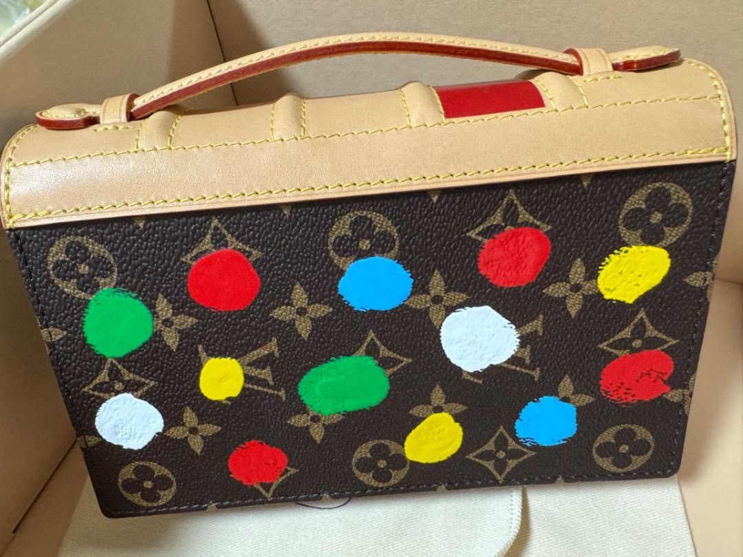 Louis Vuitton Louis Vuitton Book Chain Wallet Yayoi Kusama Monogram Size ONE SIZE - 2 Thumbnail