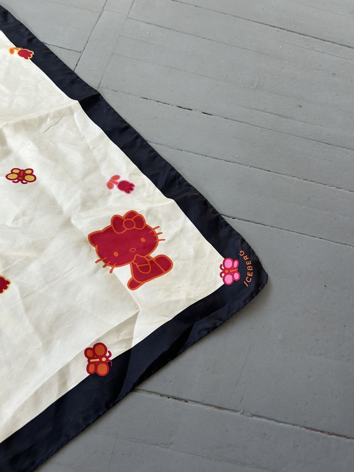 Iceberg Iceberg silk scarf hello kitty Size ONE SIZE - 5 Thumbnail