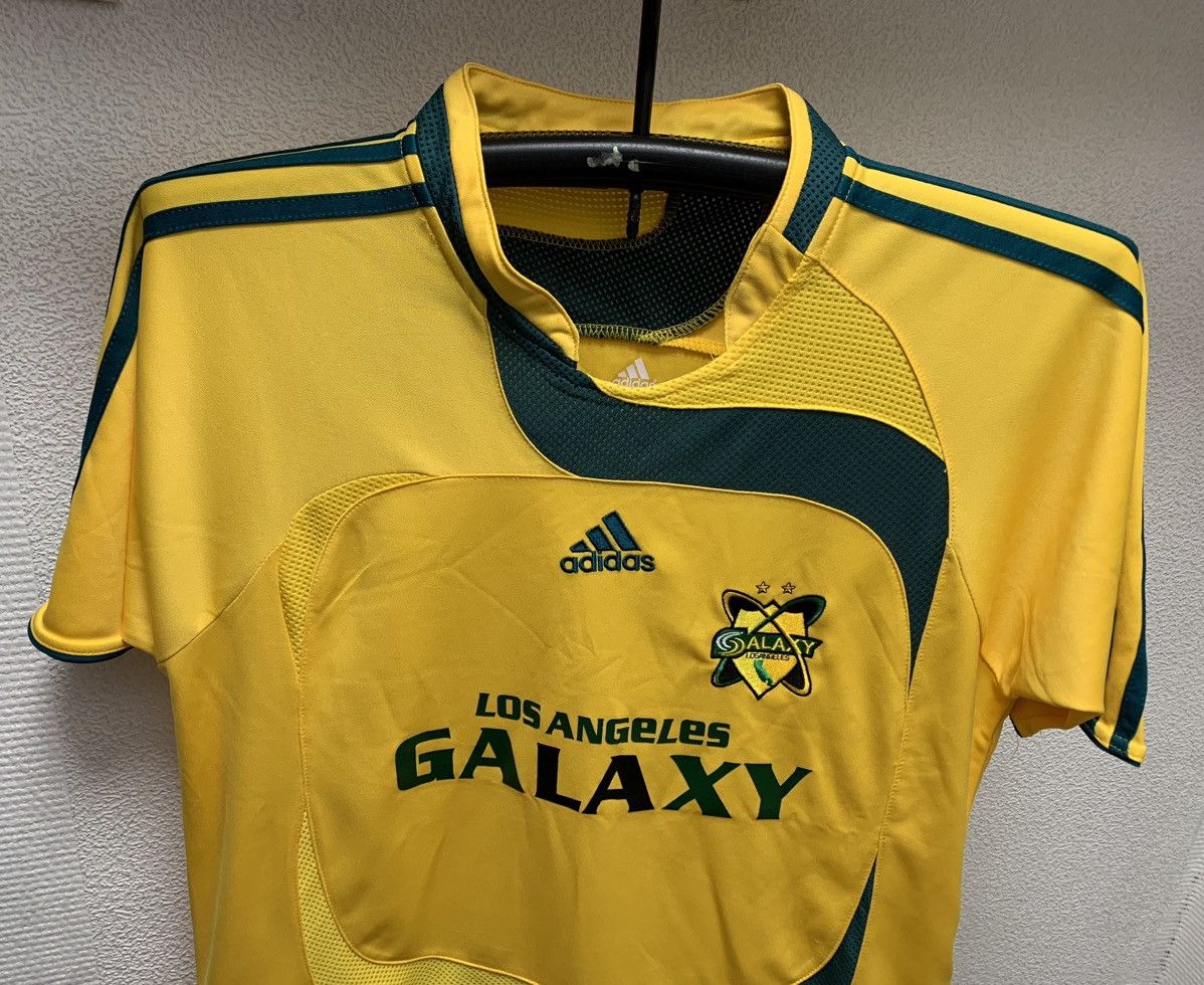 Adidas Los Angeles Galaxy adidas soccer jersey M sz yellow Size US M / EU 48-50 / 2 - 2 Thumbnail