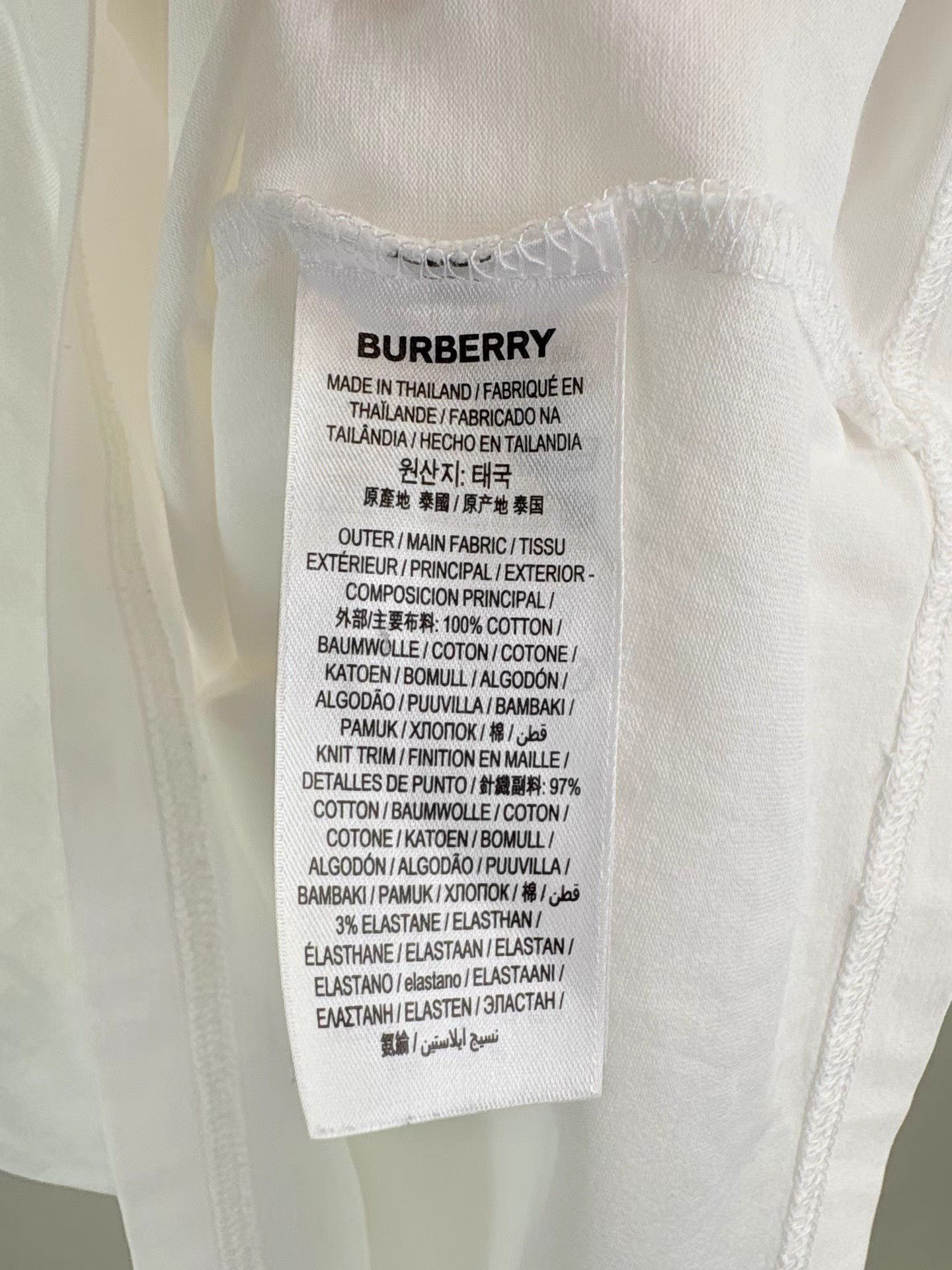 Burberry BURBERRY Red Letter Logo Short Sleeve K1 Size US M / EU 48-50 / 2 - 5 Thumbnail