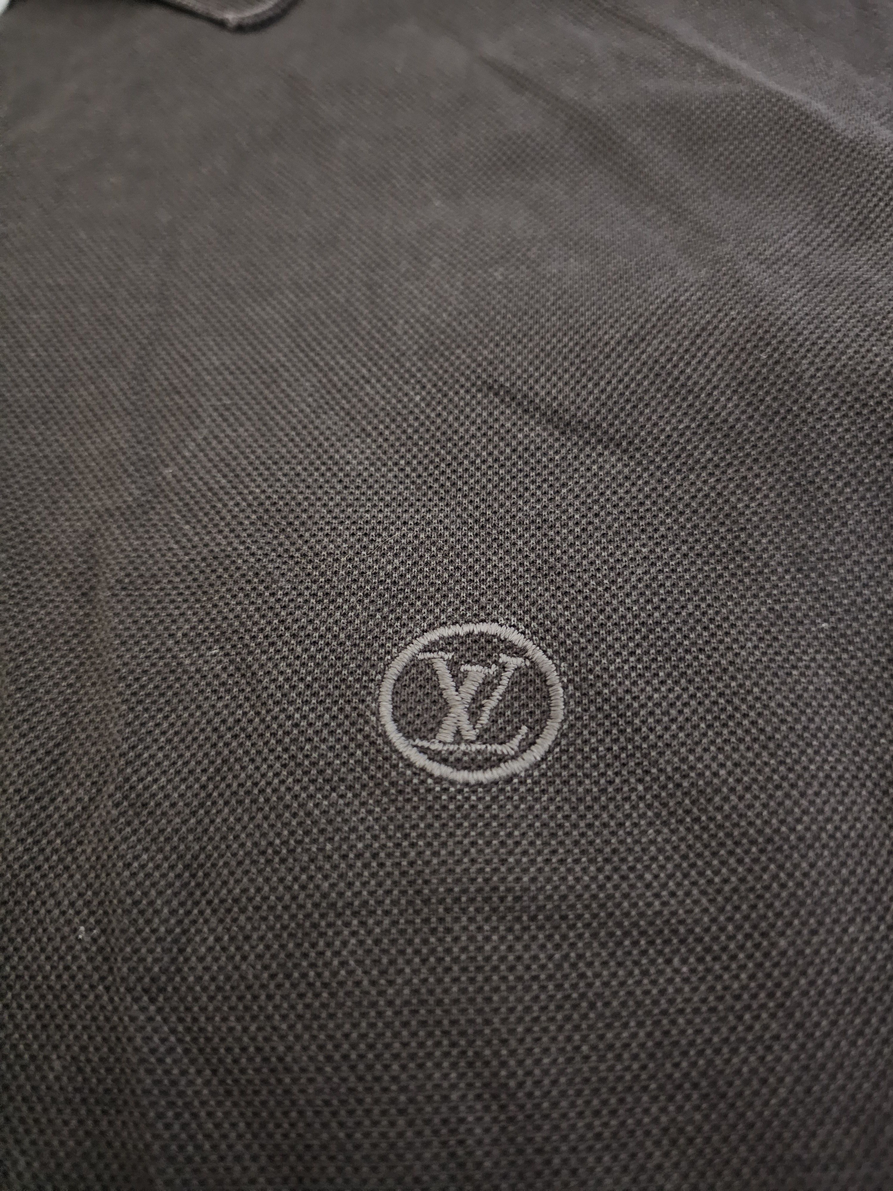 Louis Vuitton Louis Vuitton Men's Dark Brown Polo Shirt Size L Size US M / EU 48-50 / 2 - 2 Thumbnail