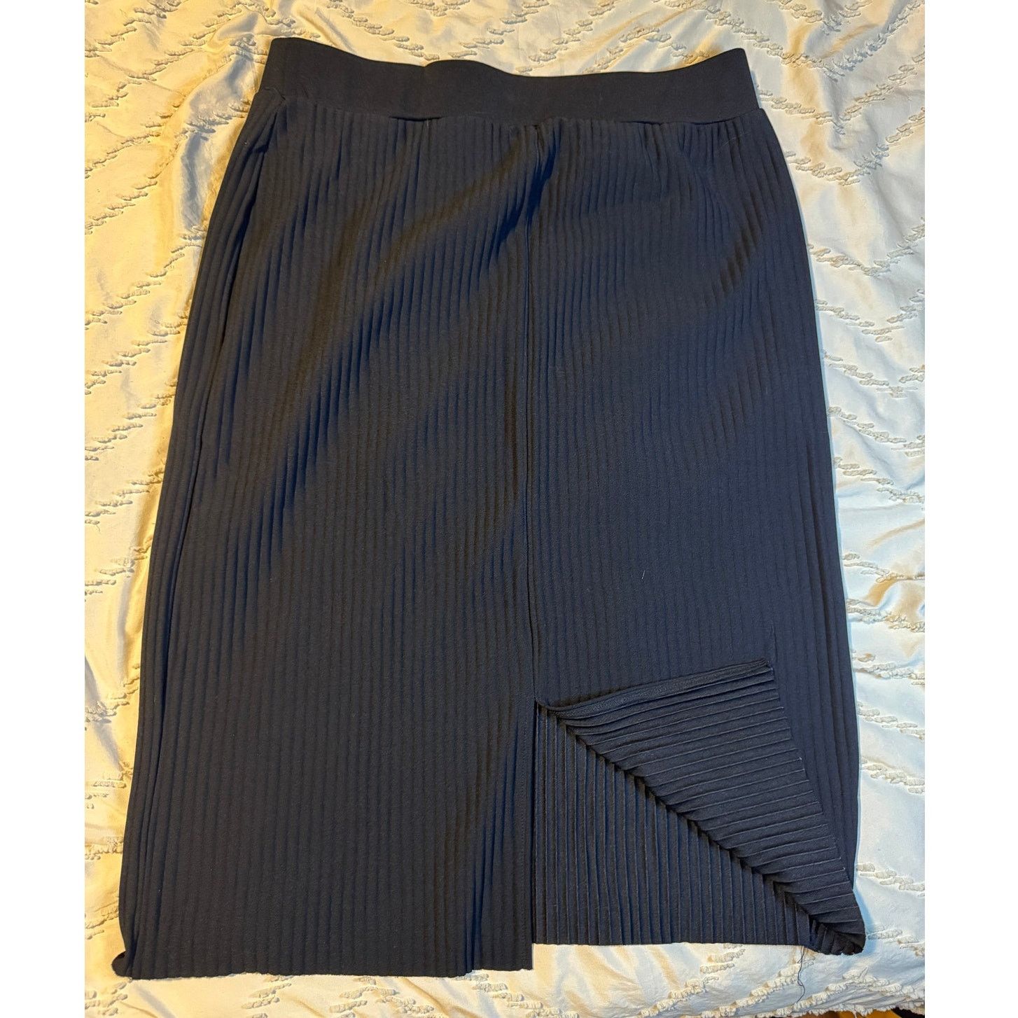 Marc by Marc Jacobs Marc Jacob New York, Andrew Marc, Black Ruffle skirt Large Size 32" / US 10 / IT 46 - 4 Thumbnail