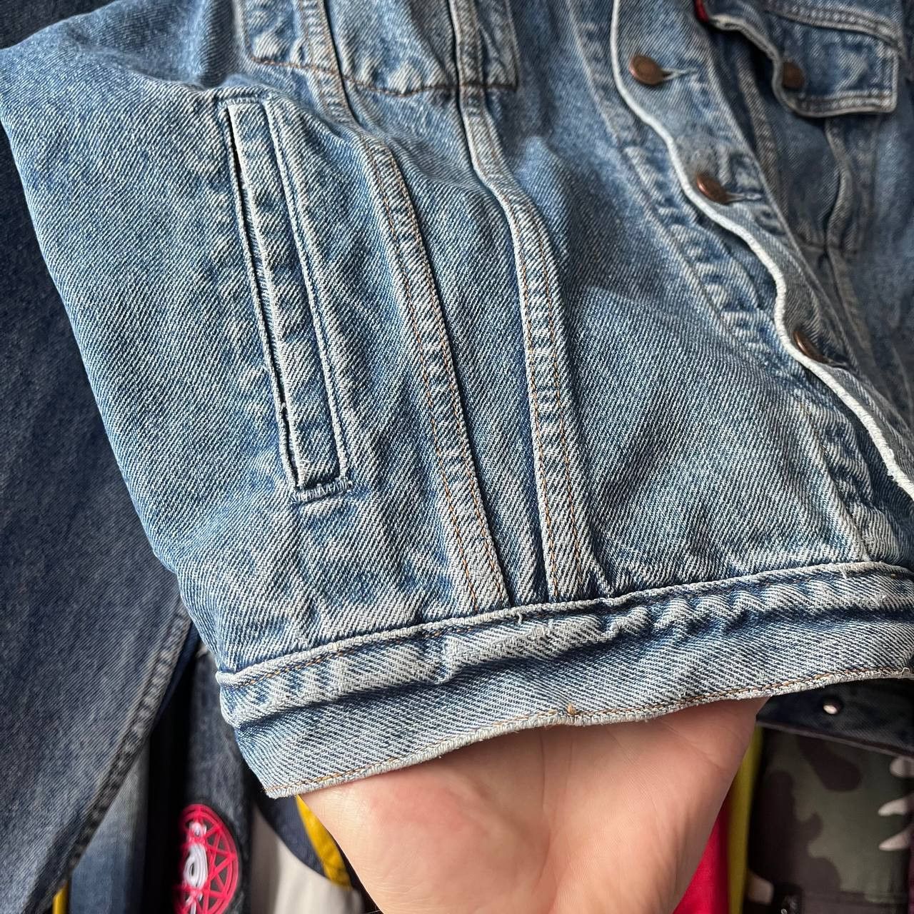 Levi's Vintage Clothing Vintage 90s Levis Blue Denim Jacket Distressed Size L Size US L / EU 52-54 / 3 - 11 Thumbnail