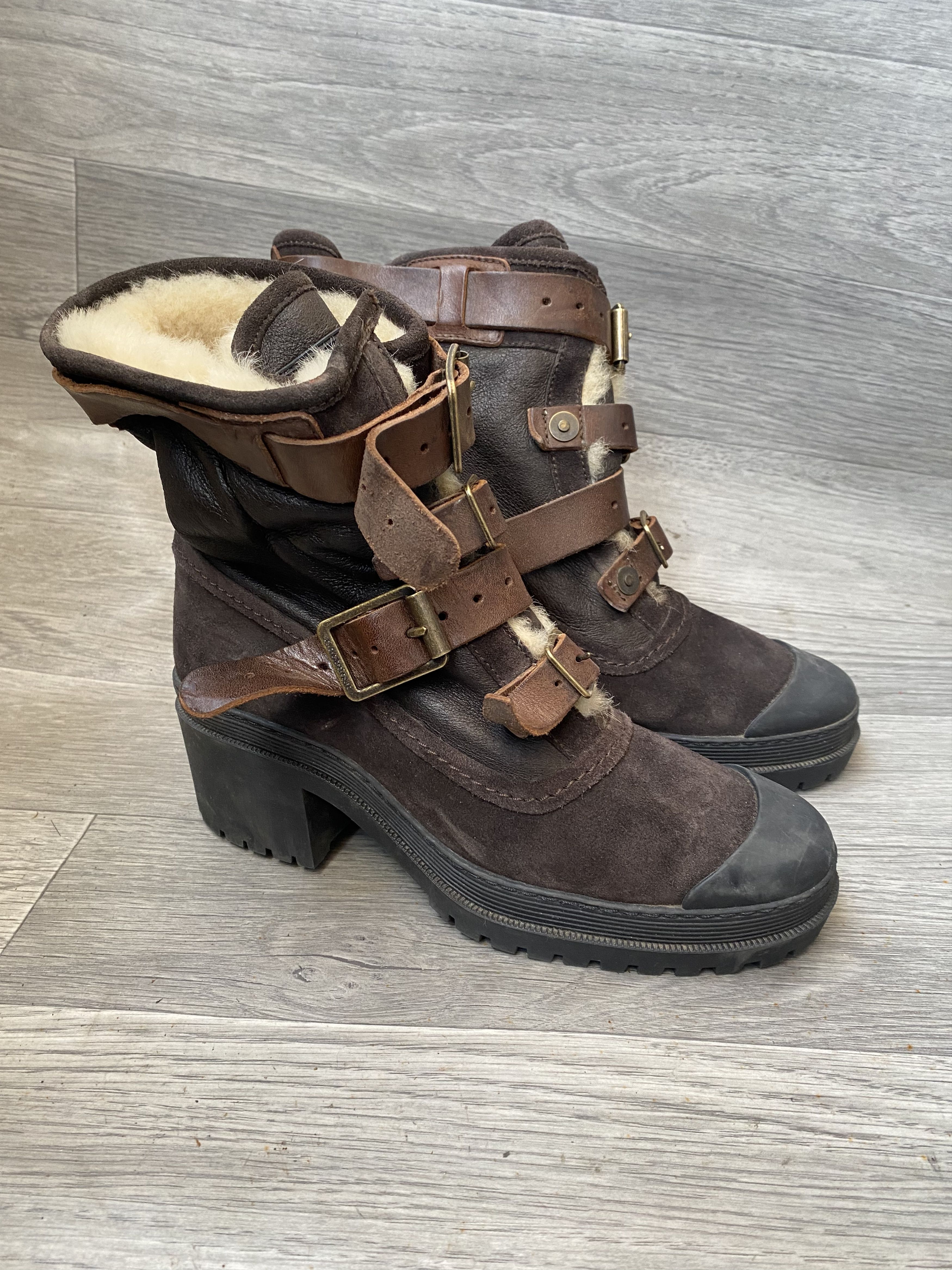 Burberry Burberry aviator duke fur lined suede boots Size US 8 / IT 38 - 8 Thumbnail