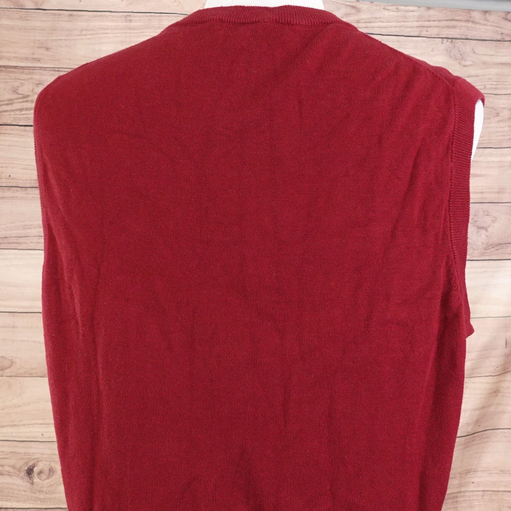 Roundtree & Yorke VINTAGE ROUNDTREE & YORKE RED ARGYLE COTTON SWEATER VEST MENS SIZE M Size US M / EU 48-50 / 2 - 4 Thumbnail