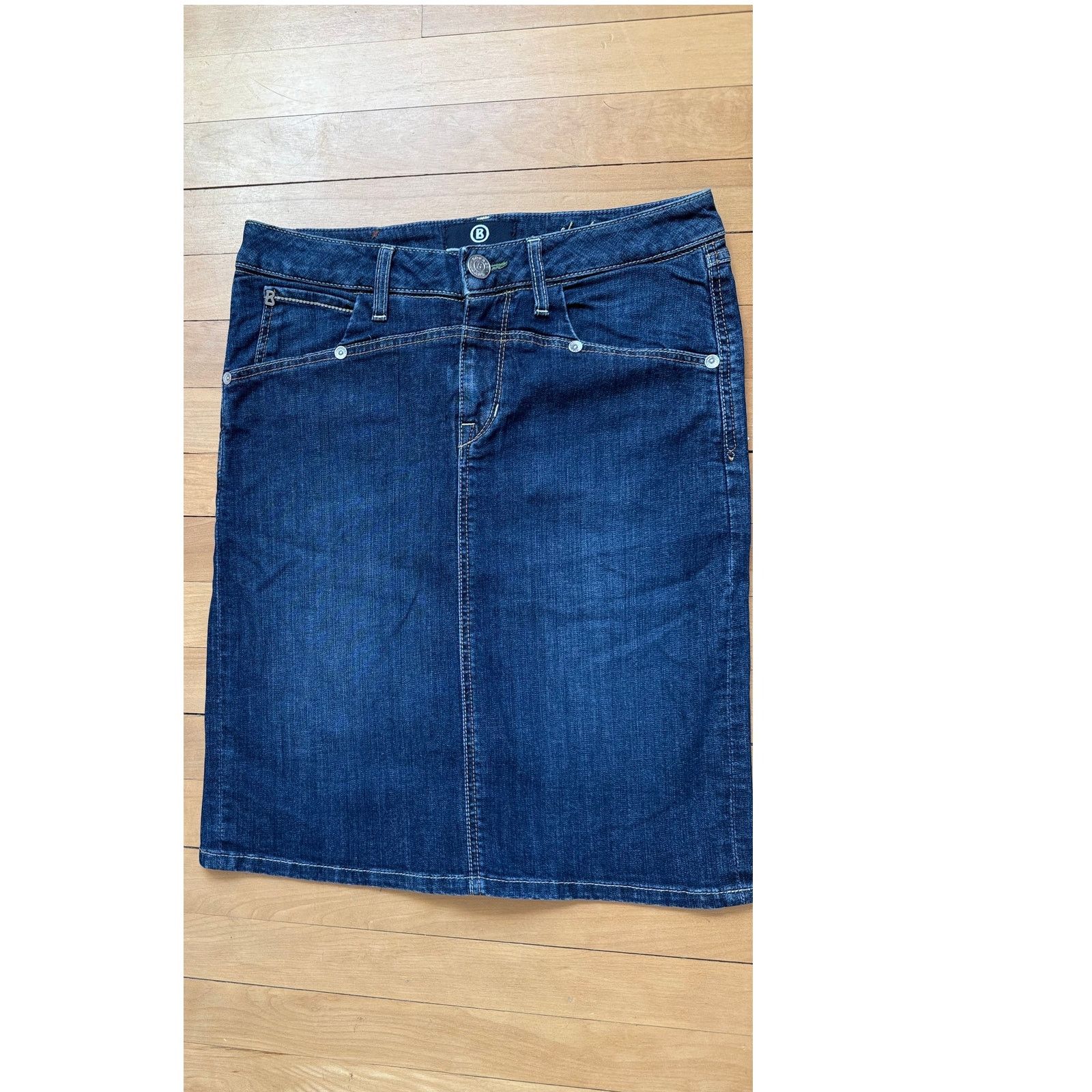 Bogner Bogner Jeans Premium Dark Wash Denim Skirt - Size 36 EU Size 27" / US 4 / IT 40 - 1 Thumbnail