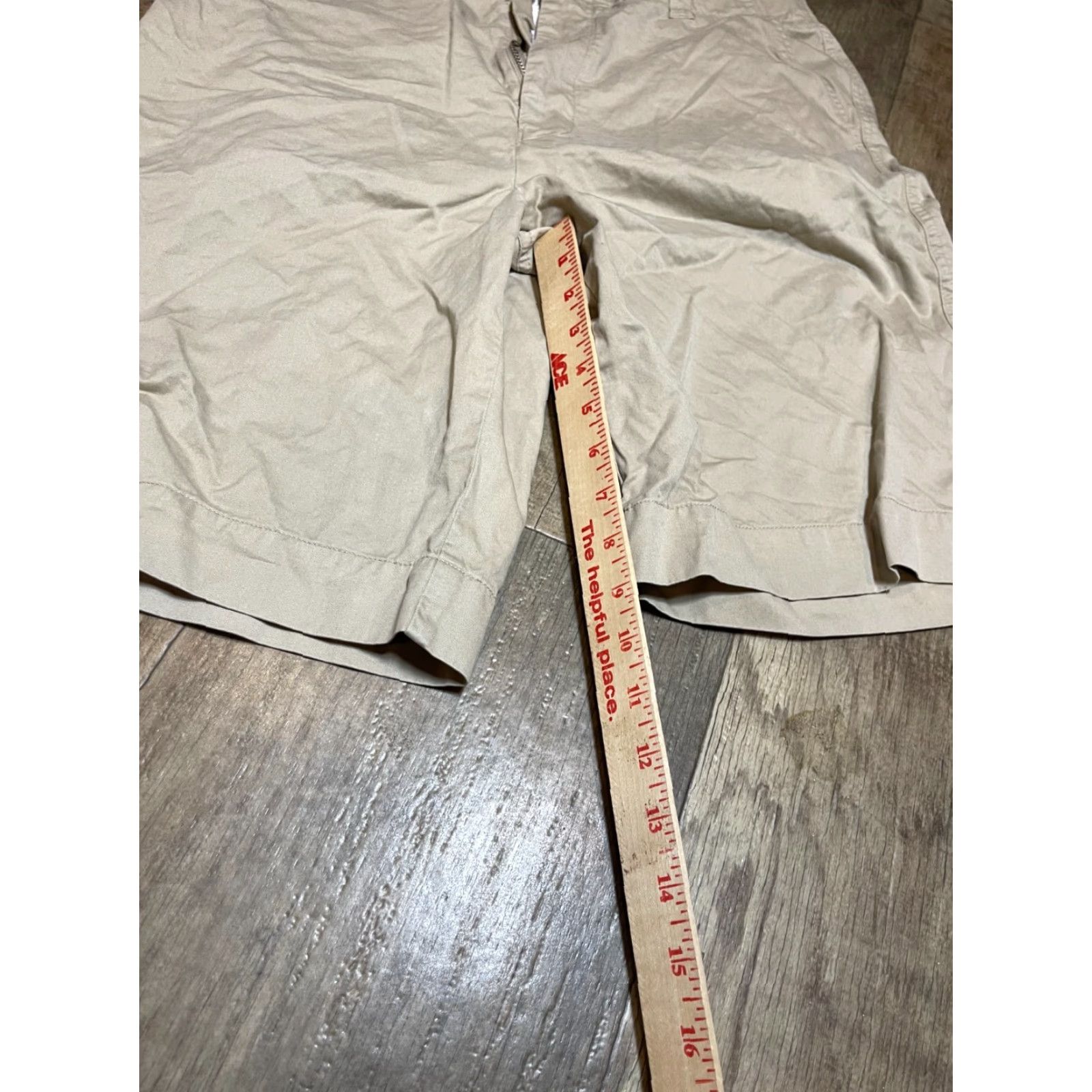 Lacoste Lacoste Shorts Mens Size 42 Khaki Beige Regular Cotton Solid Big & Tall Men Shortes? Size US 42 / EU 58 - 2 Thumbnail