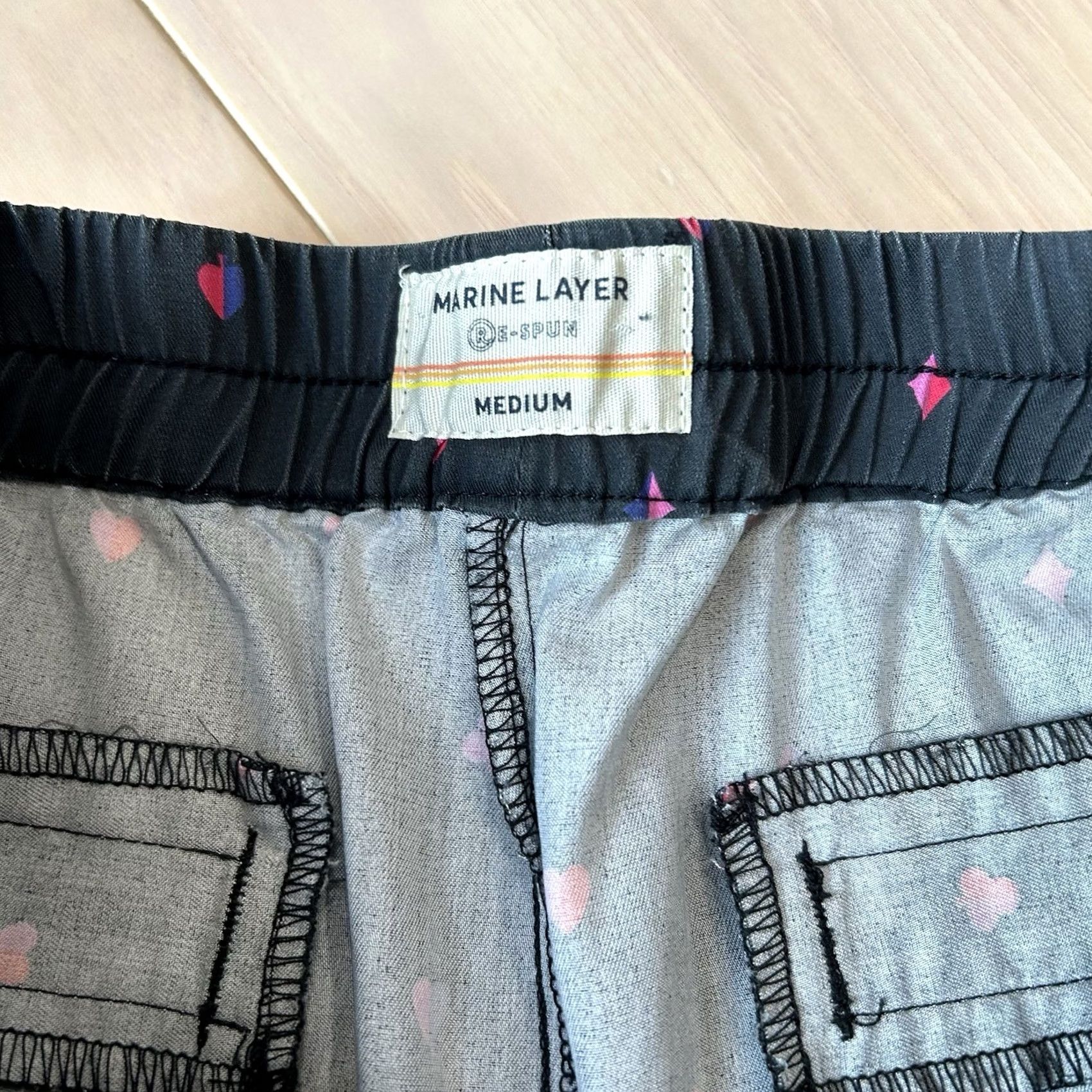 Marine Layer Marine Layer Re-Spun Allison Queen Of Hearts Pant Women’s Medium 26” Inseam Size 32" / US 10 / IT 46 - 4 Thumbnail