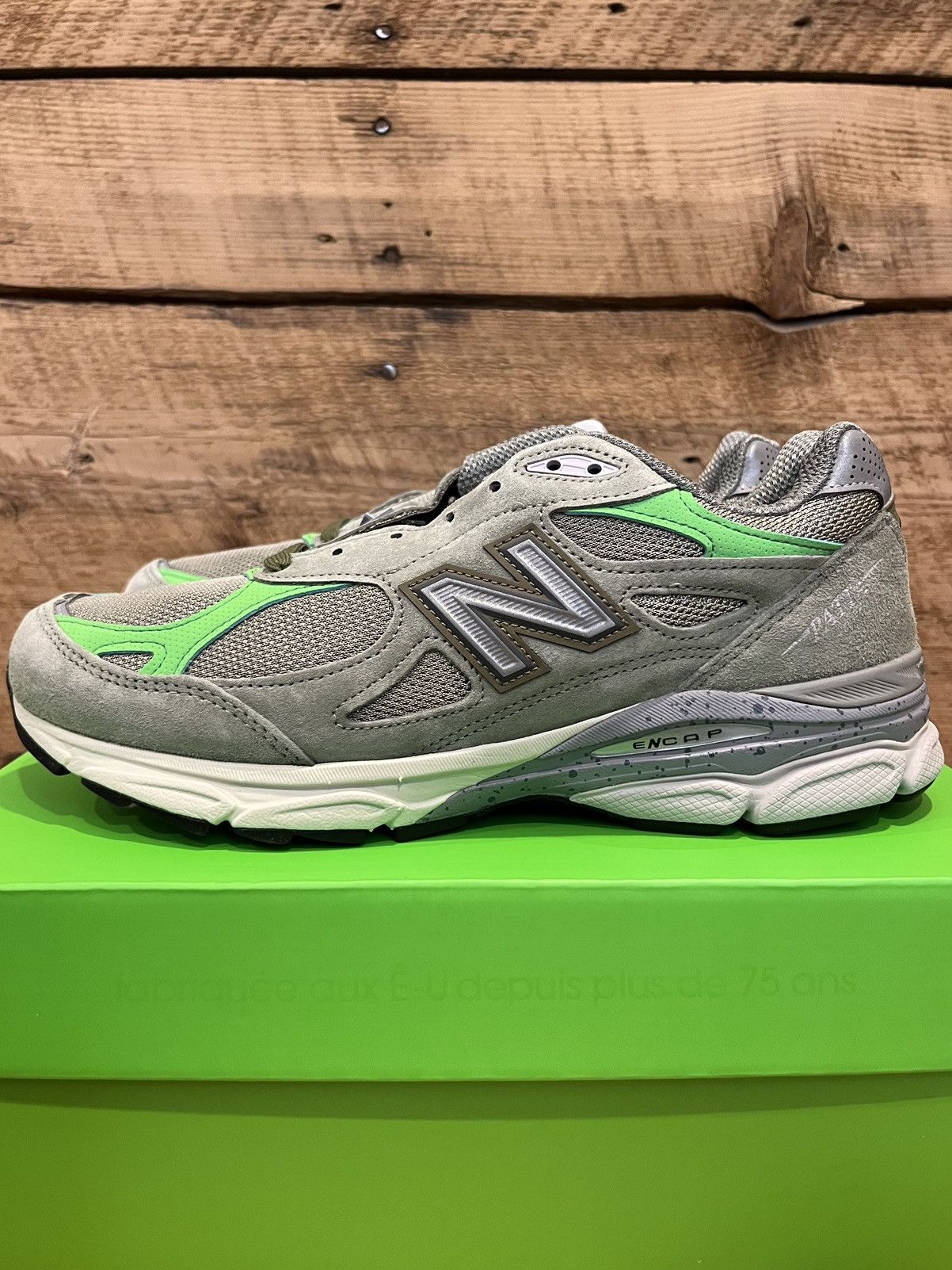New Balance × Patta New Balance x Patta 990v3 Made USA Keep Your Family Close Size US 9 / EU 42 - 3 Thumbnail