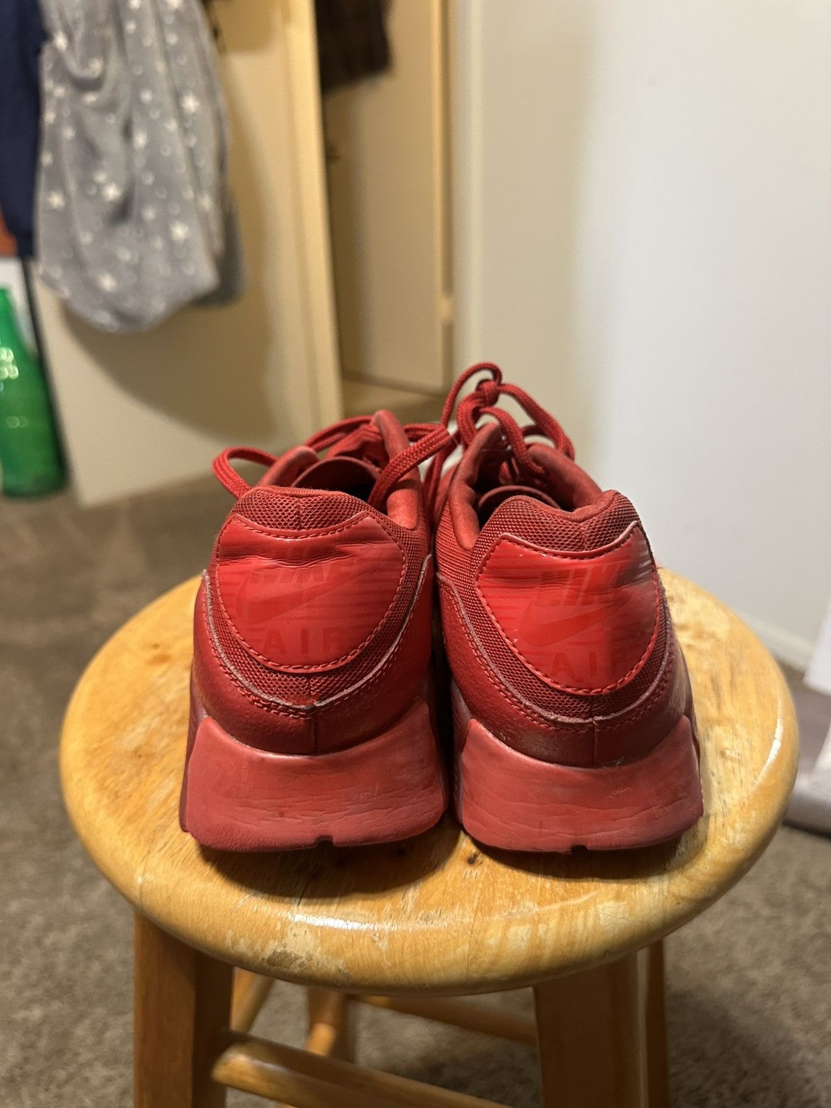 Nike Vintage Nike air max 90s “triple red” 2019 size 8 Size US 8 / EU 41 - 5 Thumbnail